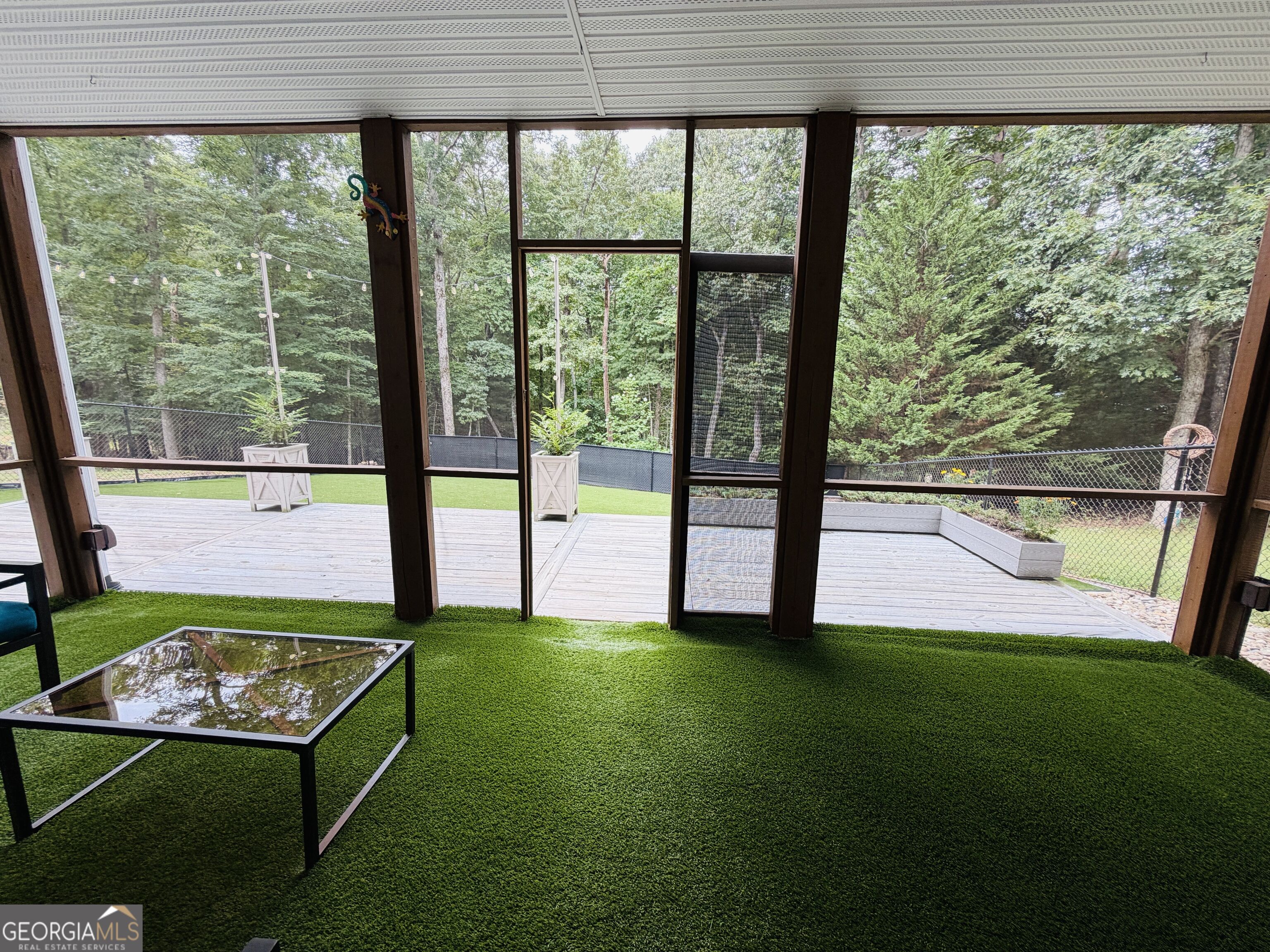 1533 John Smith Road E Property Photo 43
