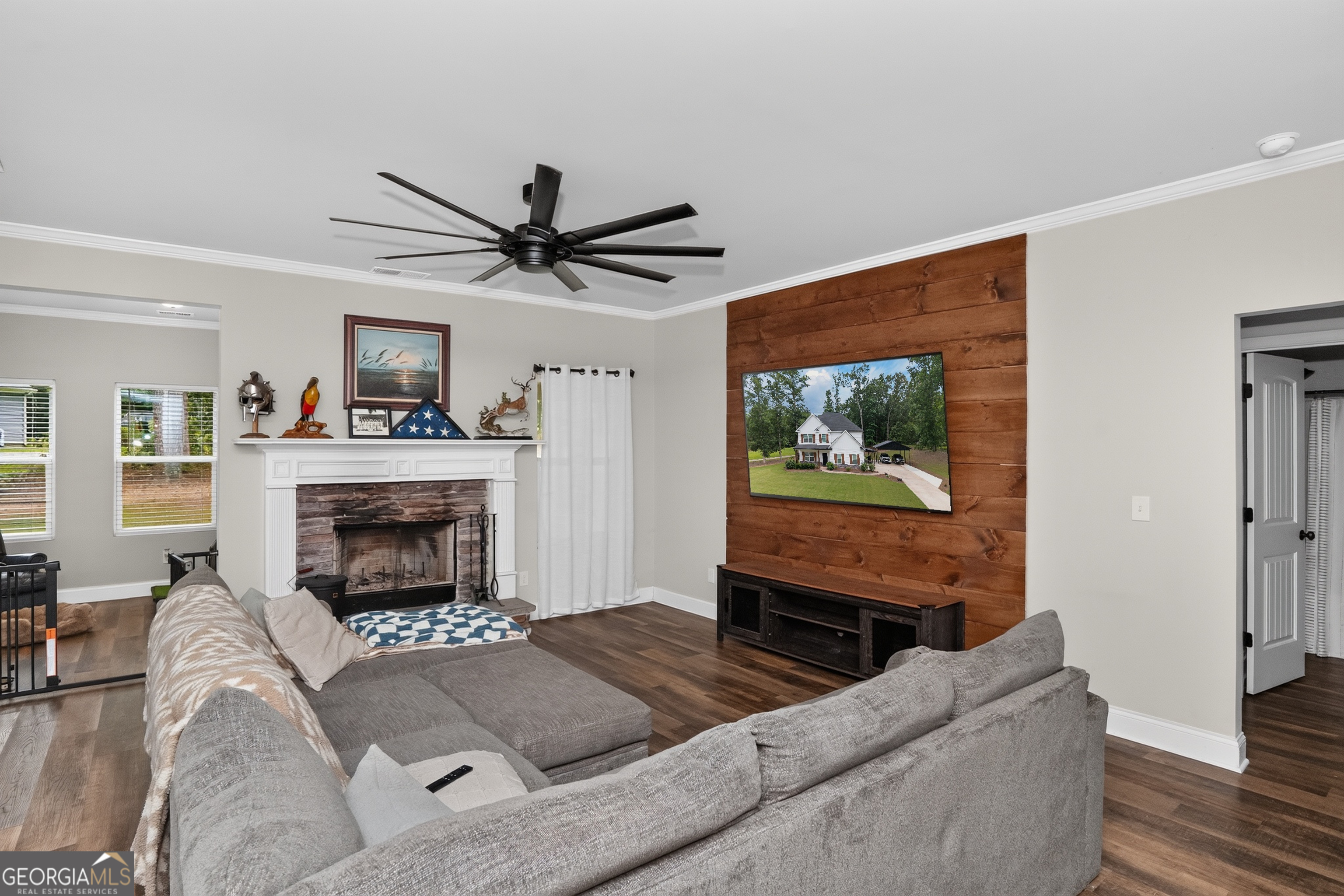 207 Dixon Circle Property Photo 16