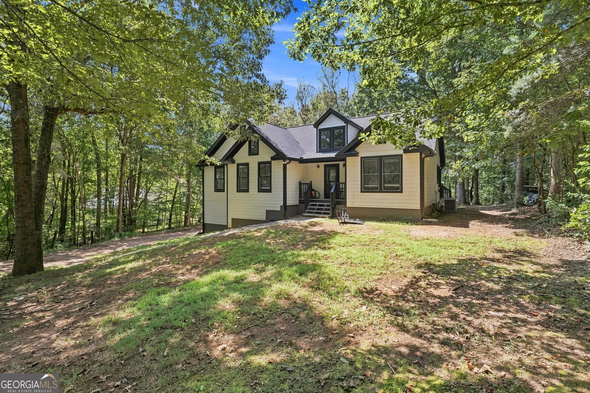 138 Smokestack Ridge Property Photo 3