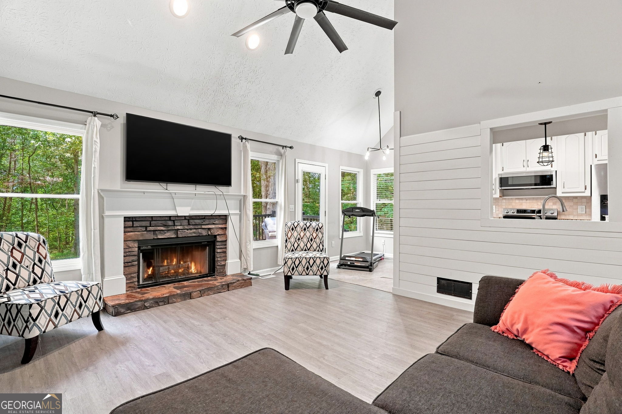 138 Smokestack Ridge Property Photo 10
