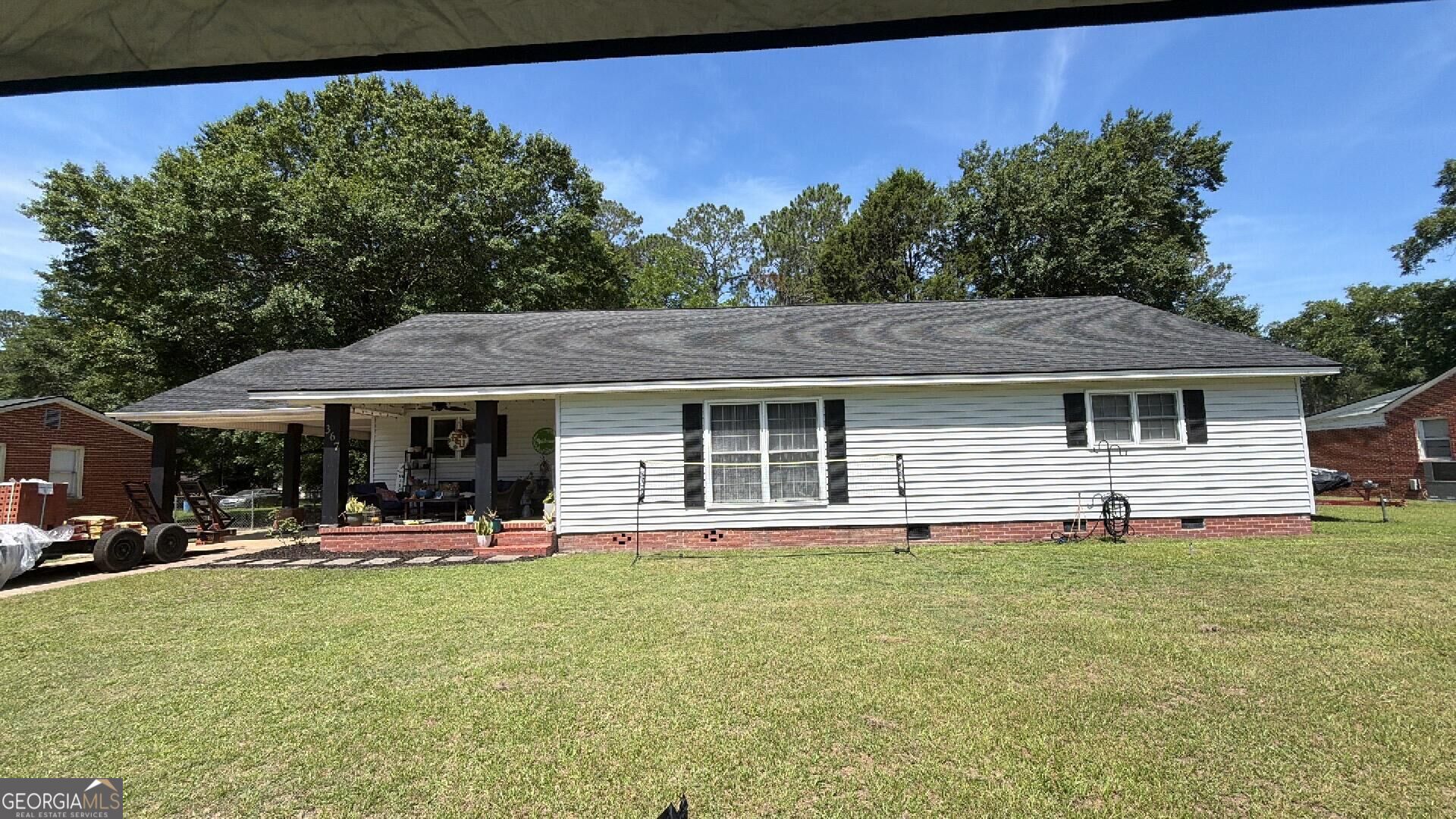 367 E Camellia Drive Property Photo 1