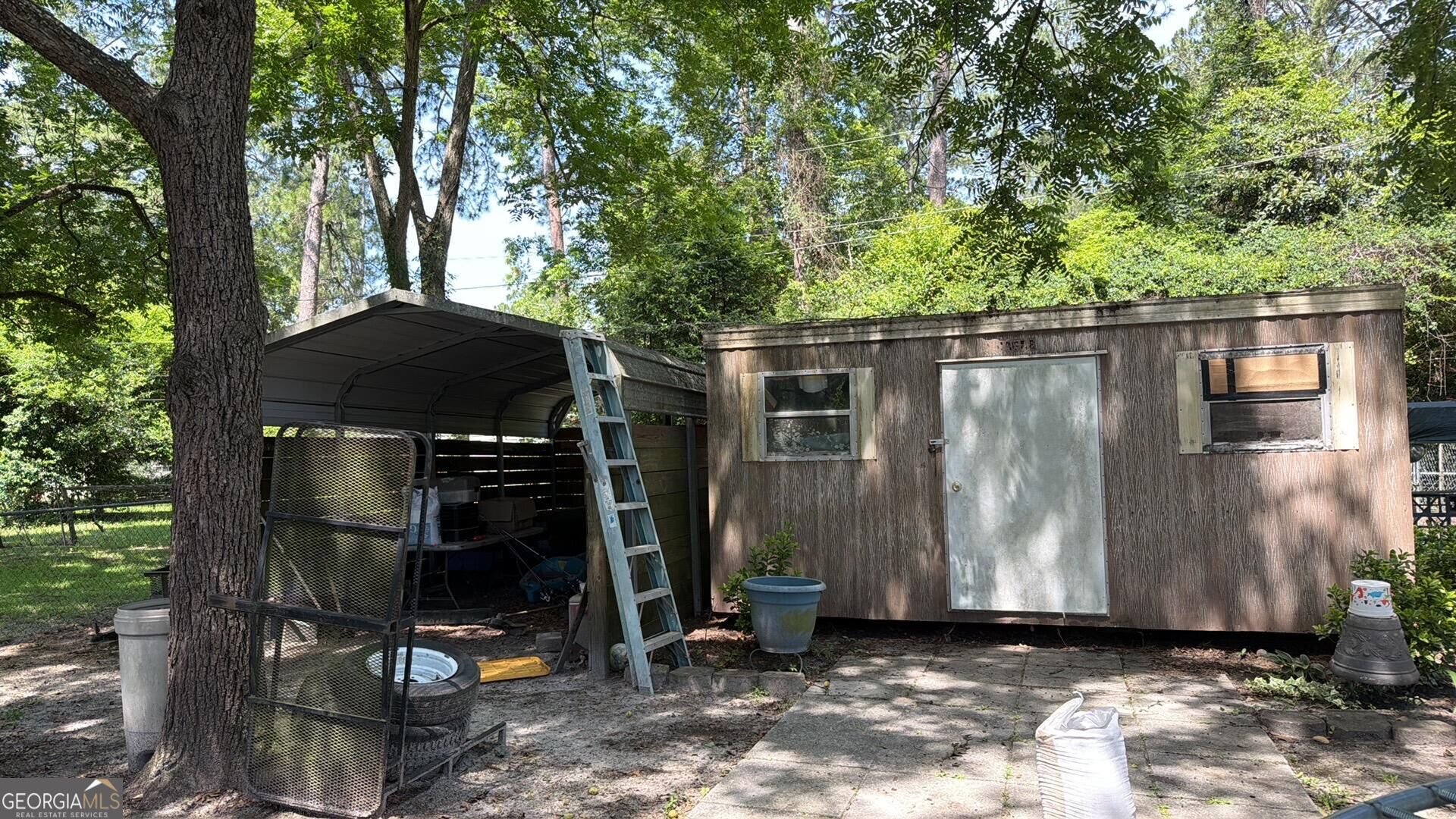 367 E Camellia Drive Property Photo 2
