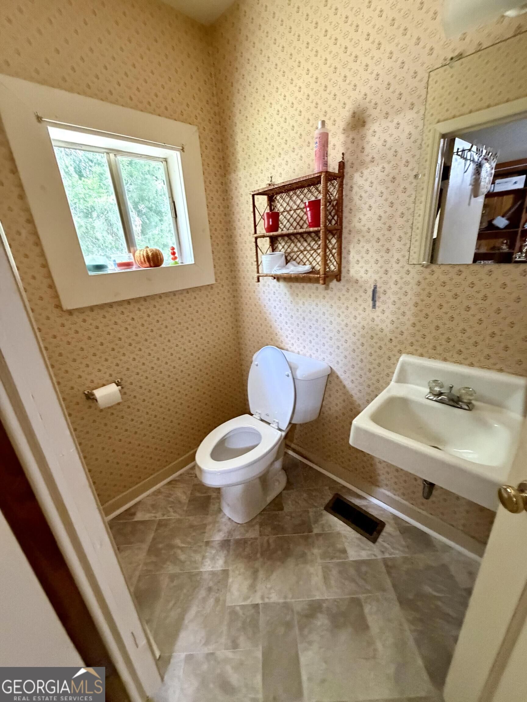 367 E Camellia Drive Property Photo 18