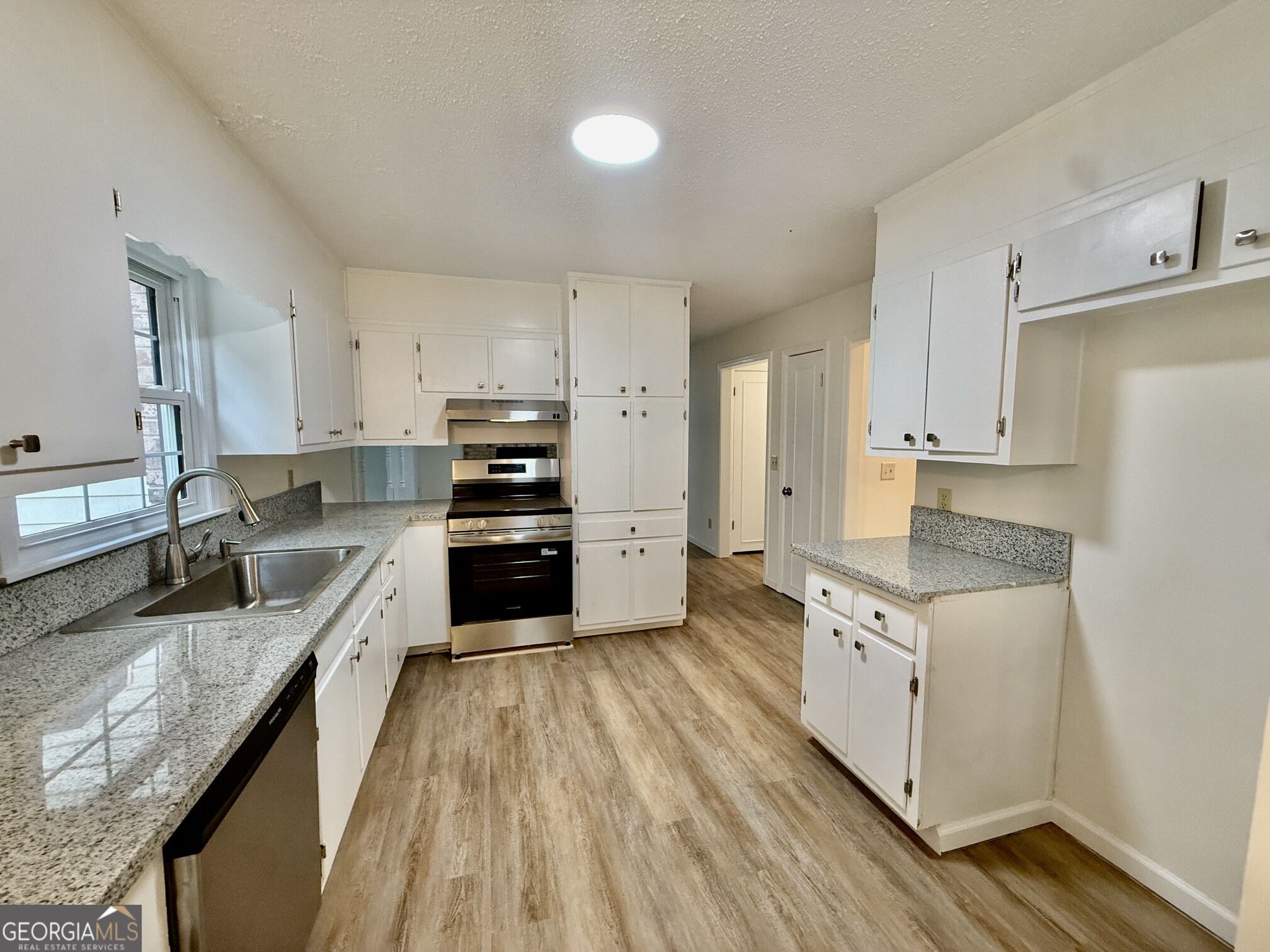 3349 Veracruz Way Property Photo 10
