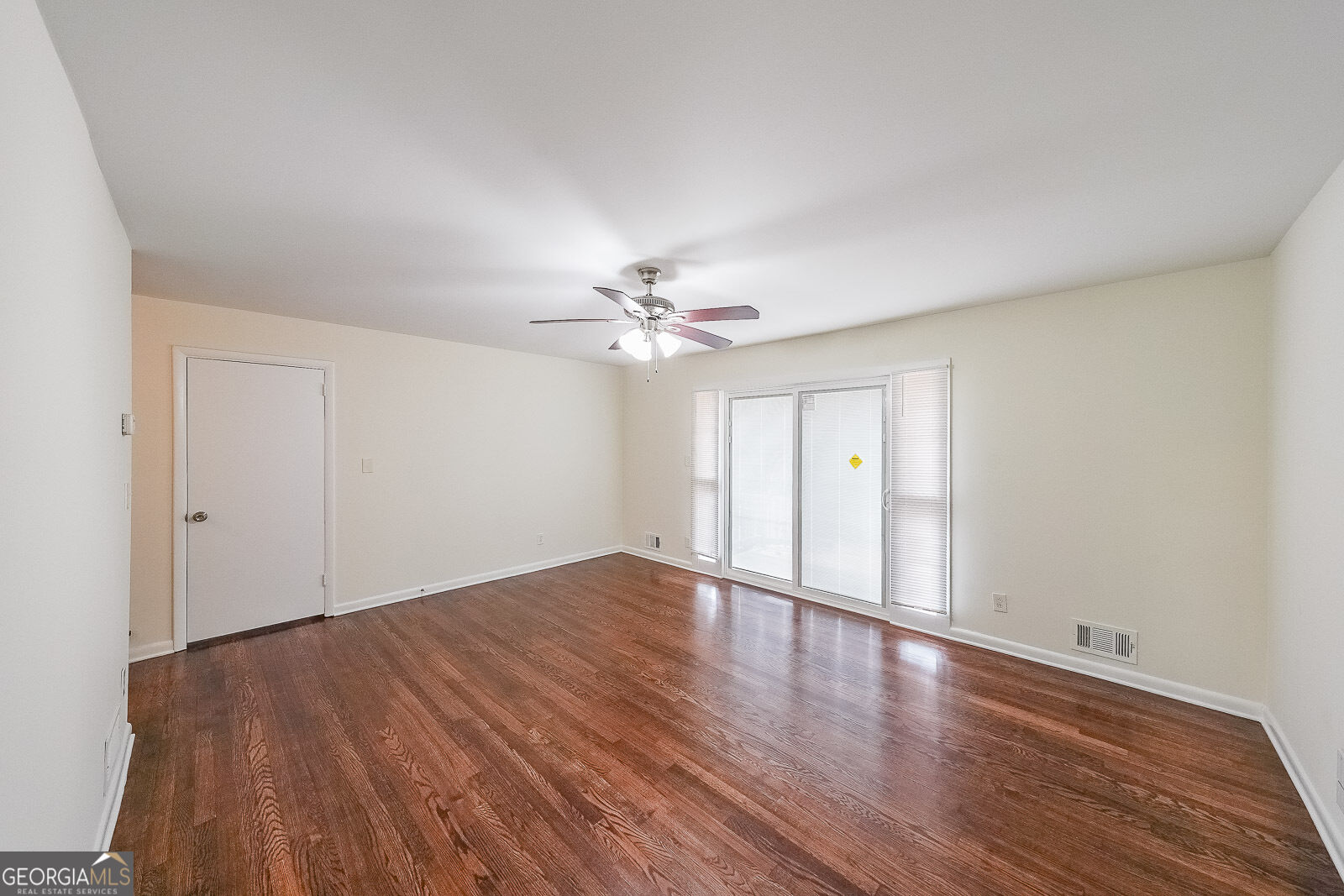 2757 Cavalier Drive Property Photo 8