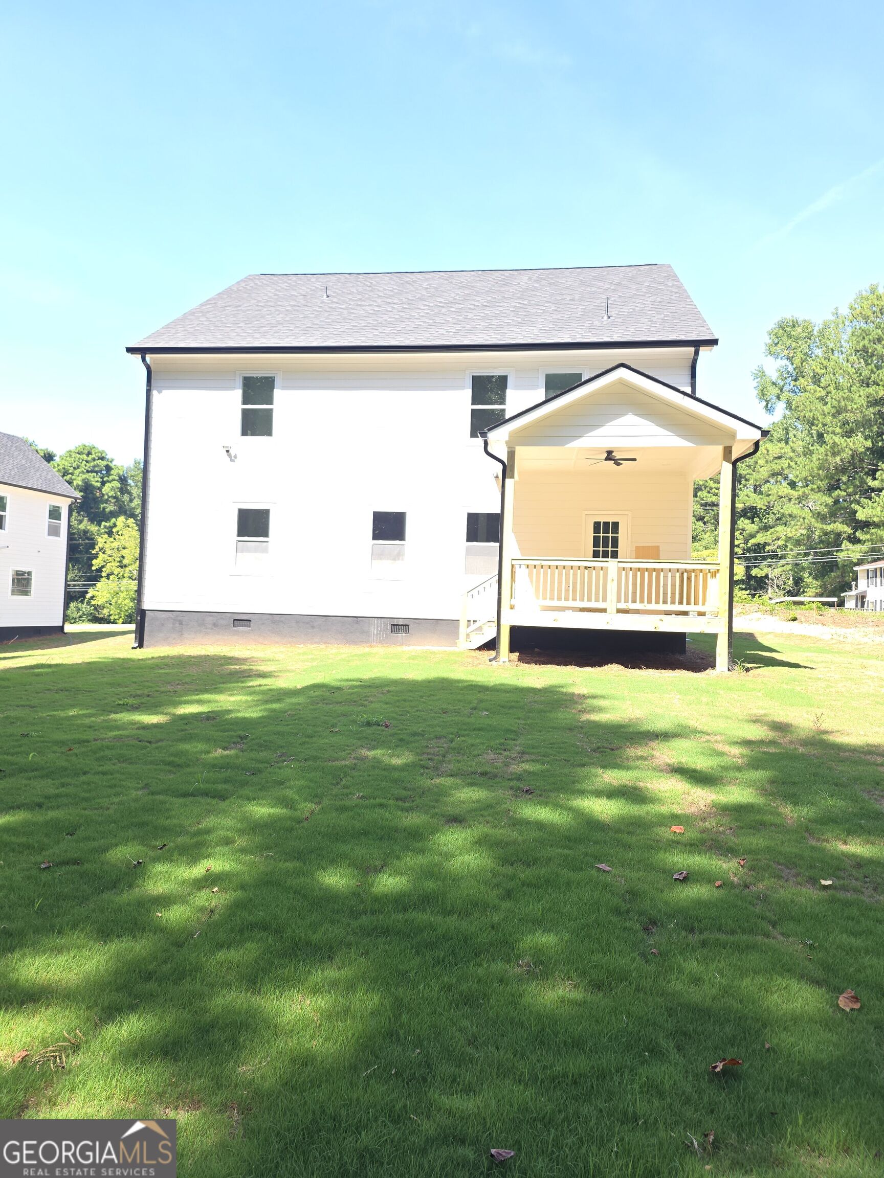 1009 S Gordon Road Property Photo 8