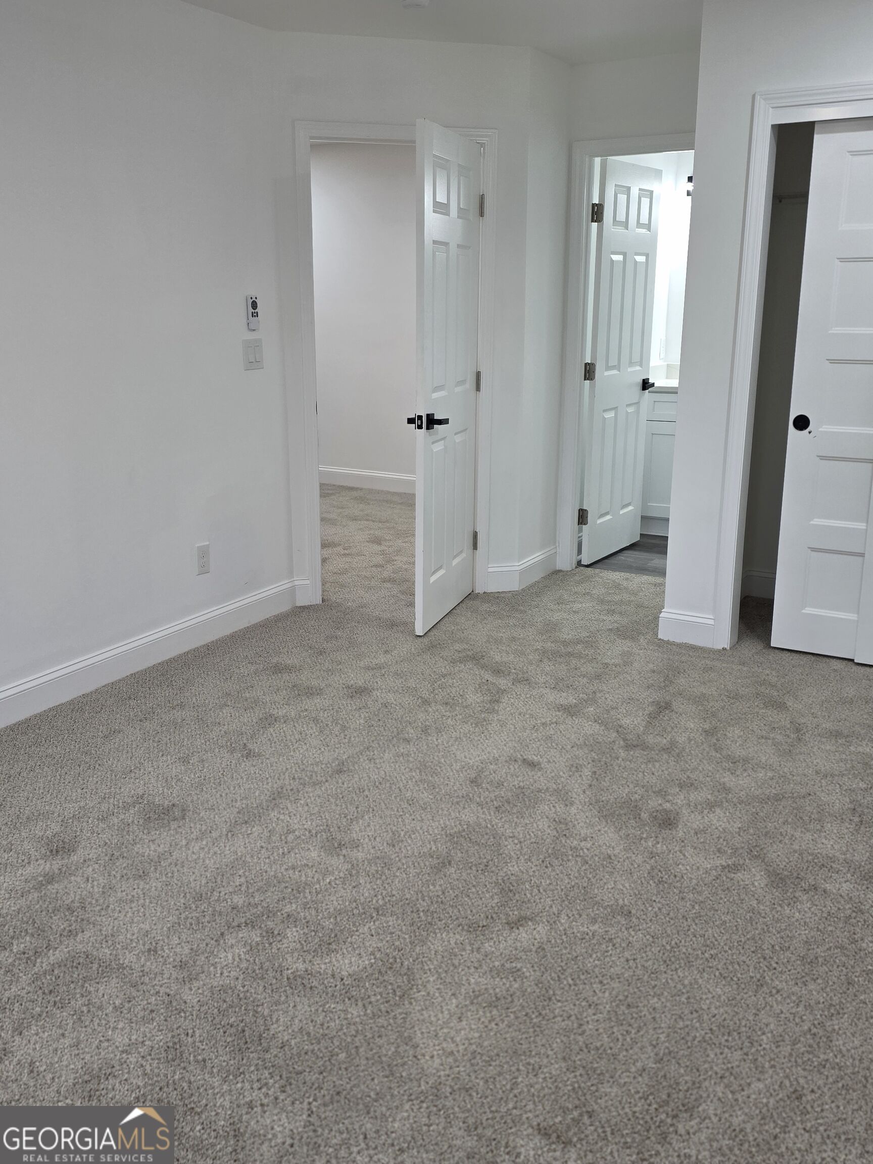 1009 S Gordon Road Property Photo 36