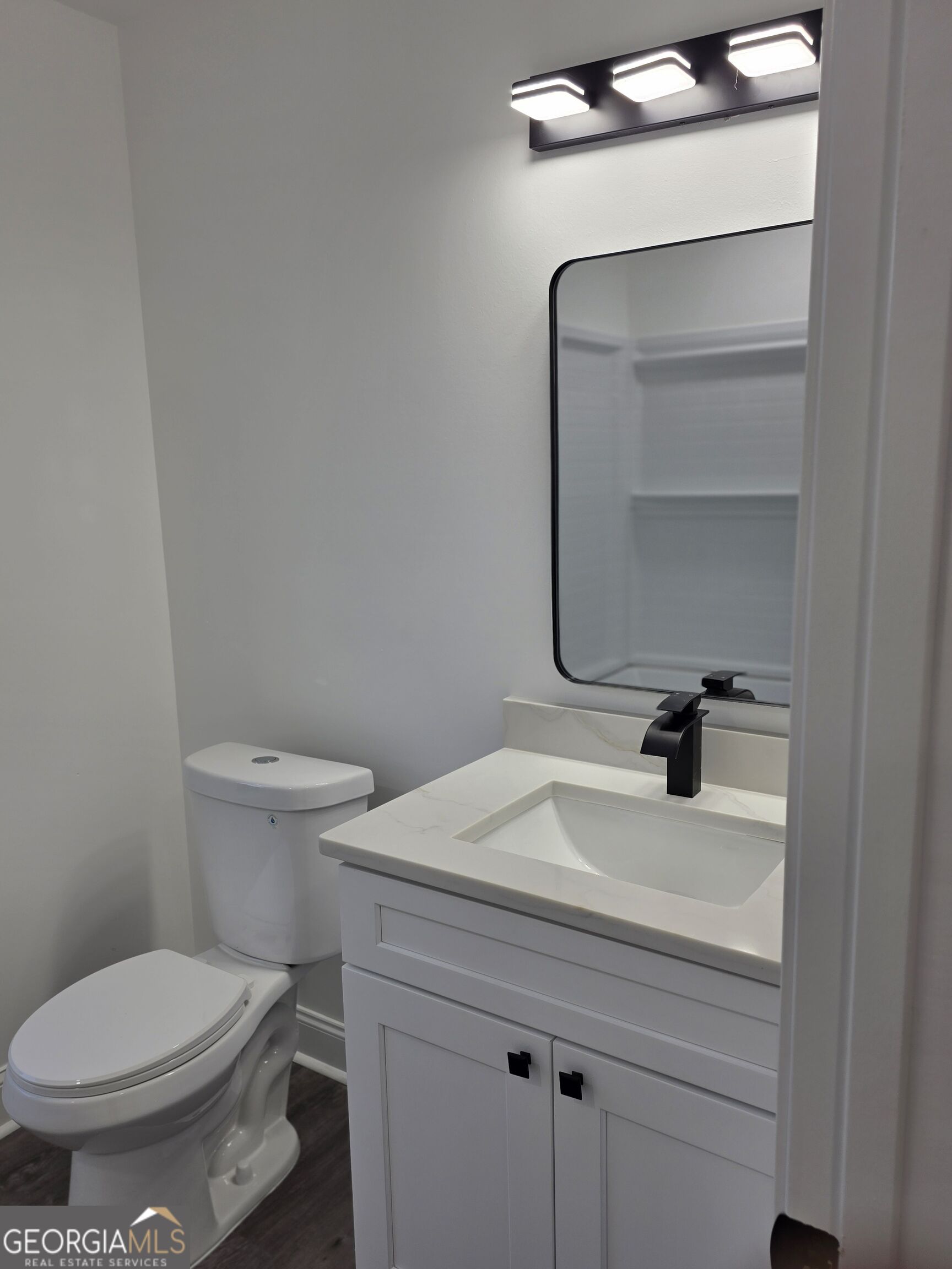 1009 S Gordon Road Property Photo 45
