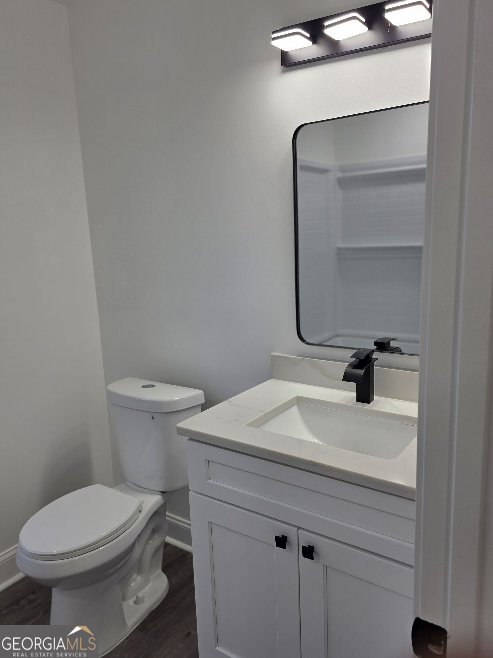 1009 S Gordon Road Property Photo 47