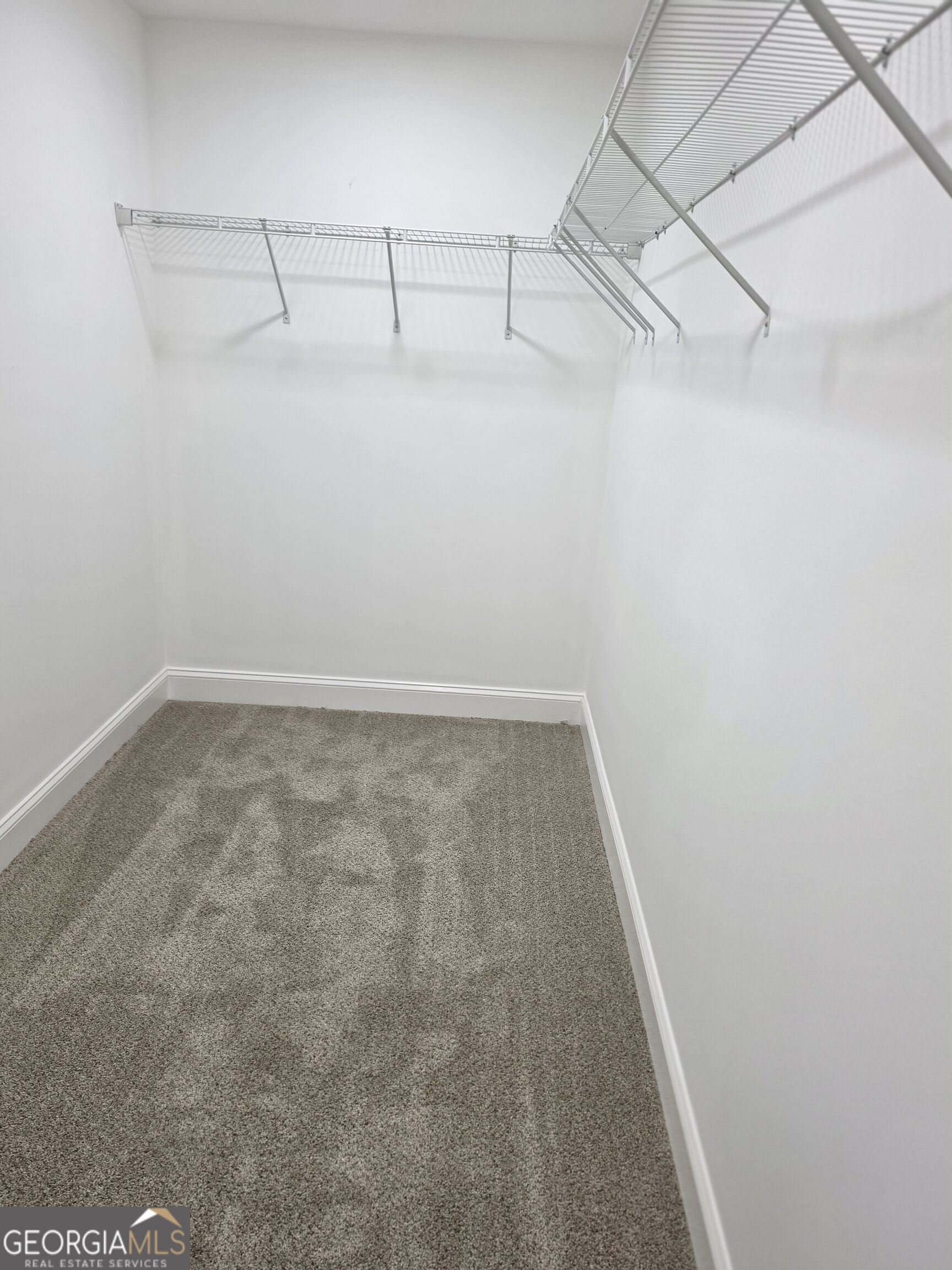 1009 S Gordon Road Property Photo 48