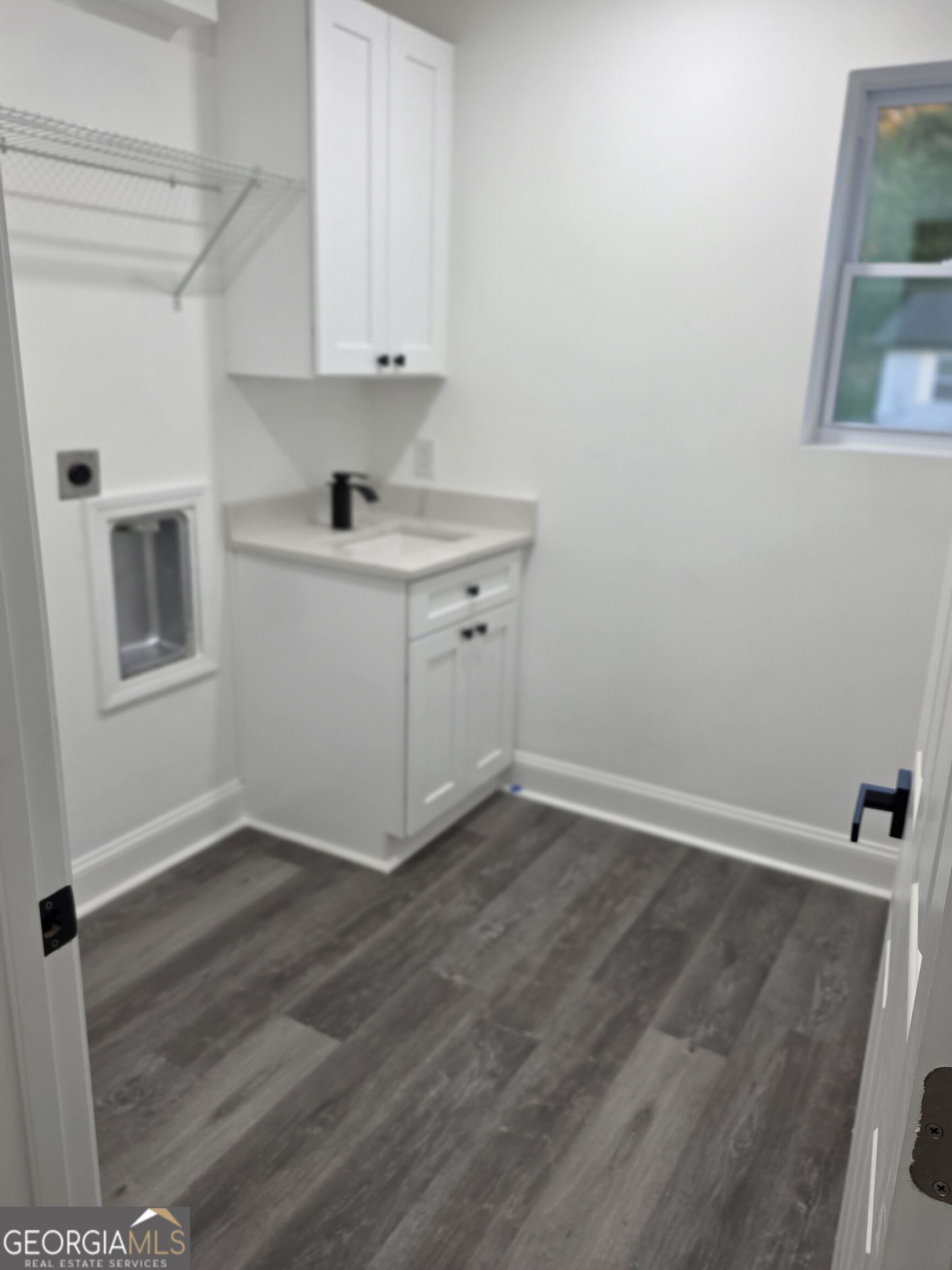 1009 S Gordon Road Property Photo 55