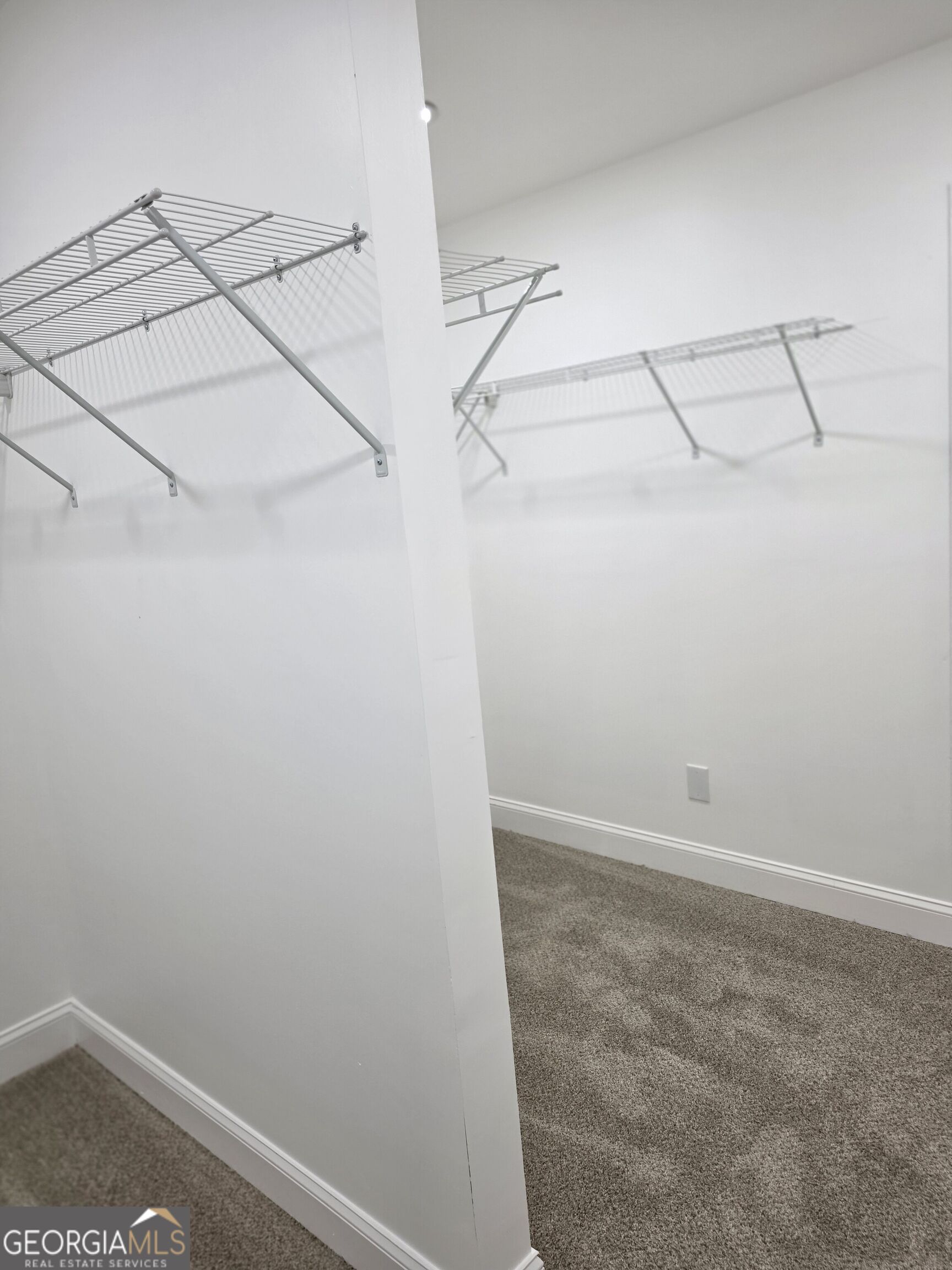 1009 S Gordon Road Property Photo 62