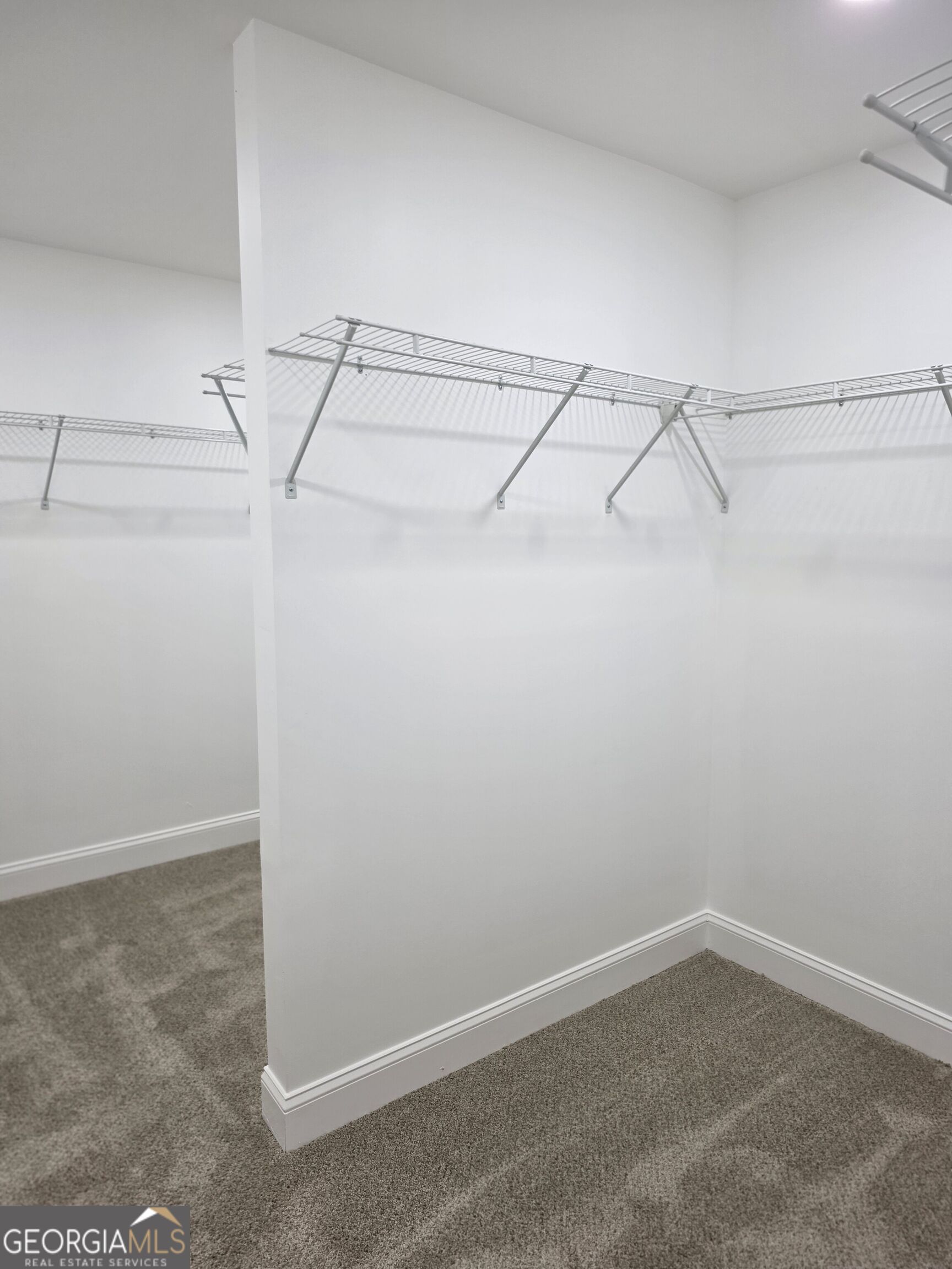1009 S Gordon Road Property Photo 64