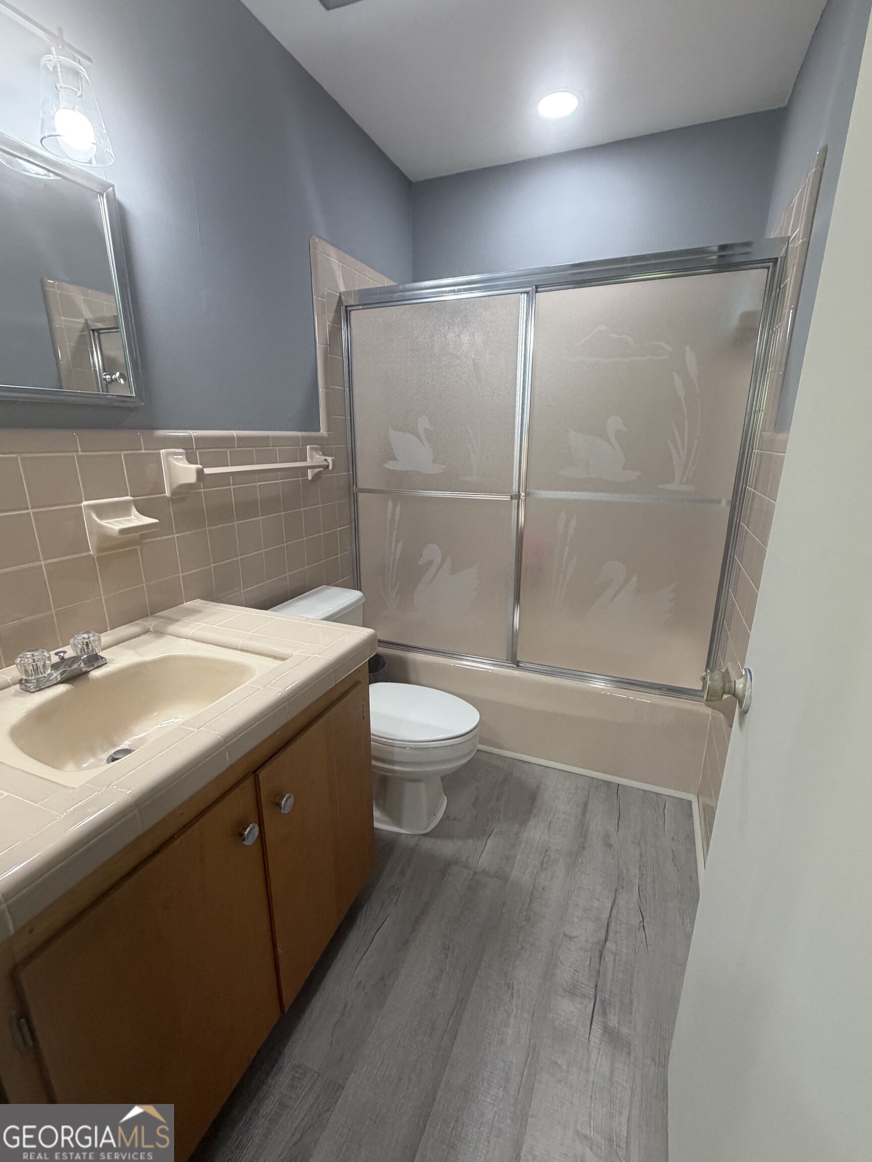 1003 Darby Circle Property Photo 12