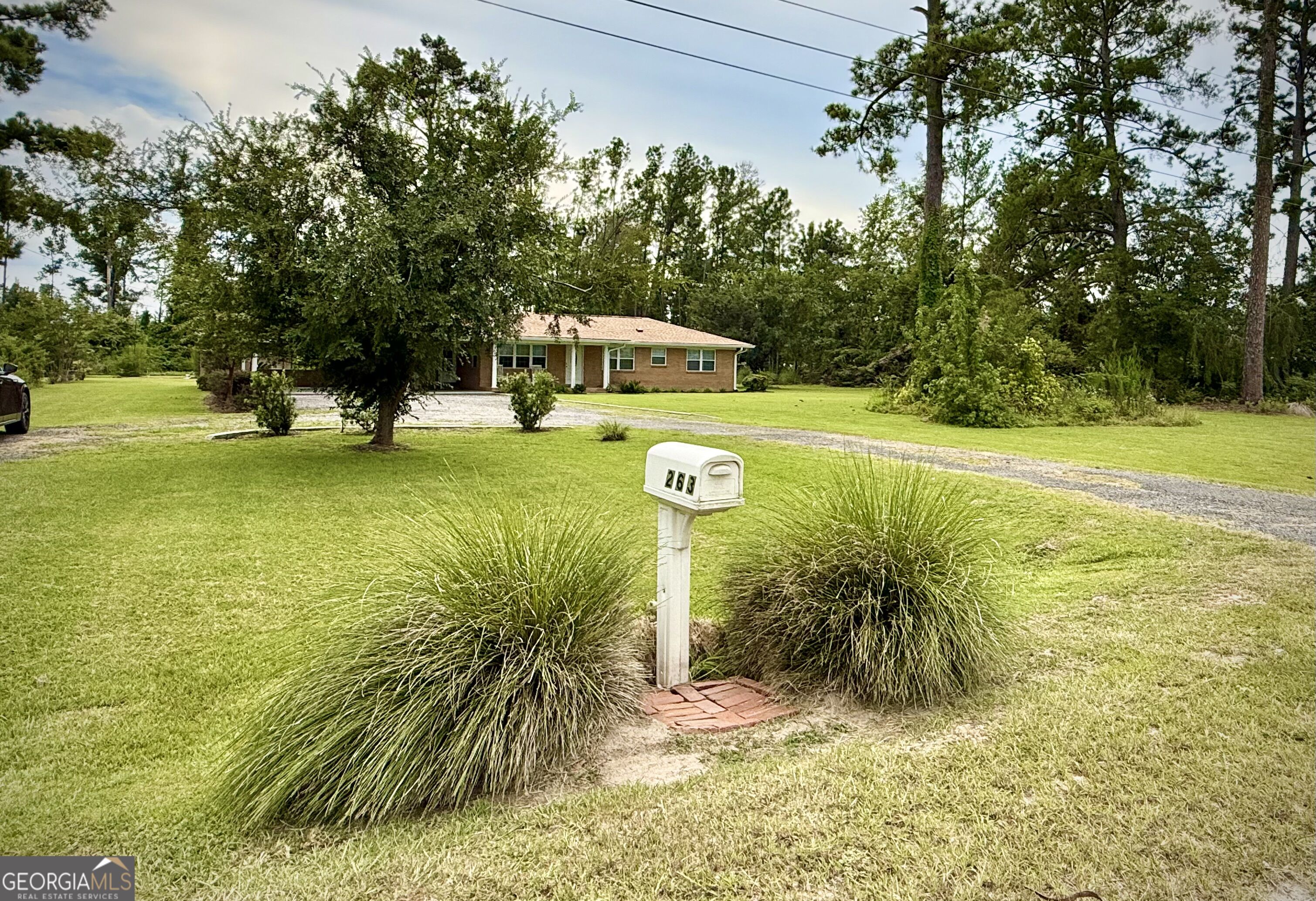 263 Broxton Highway Property Photo 2