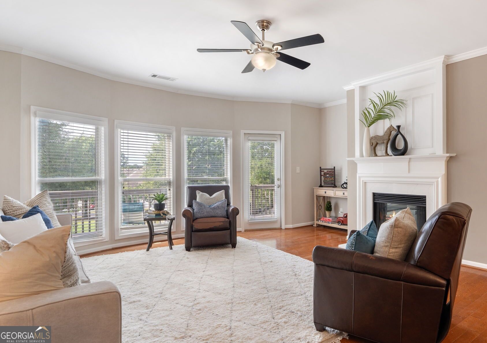 378 Suwanee Avenue Property Photo 6