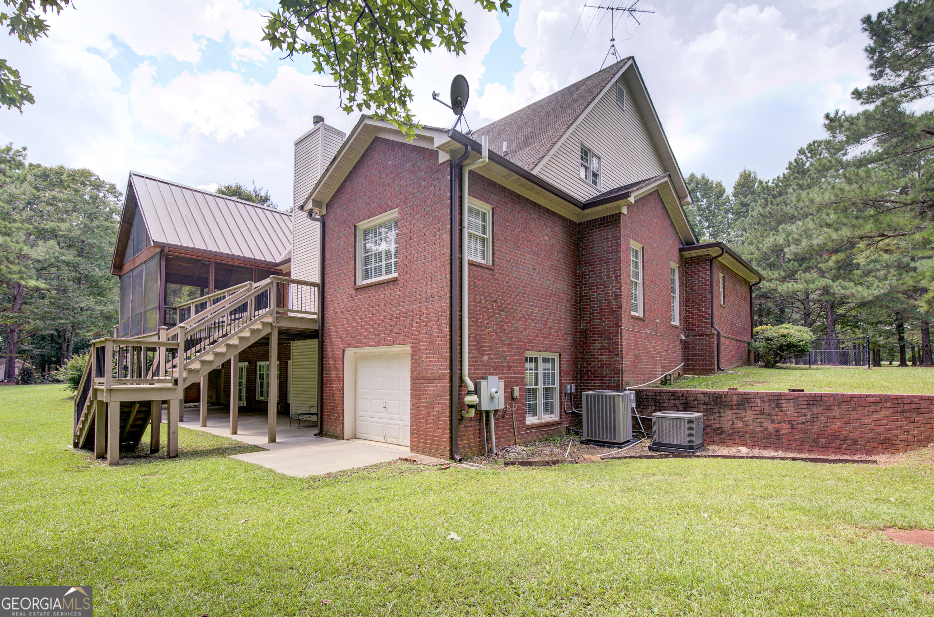 356 Massengale Road Property Photo 4
