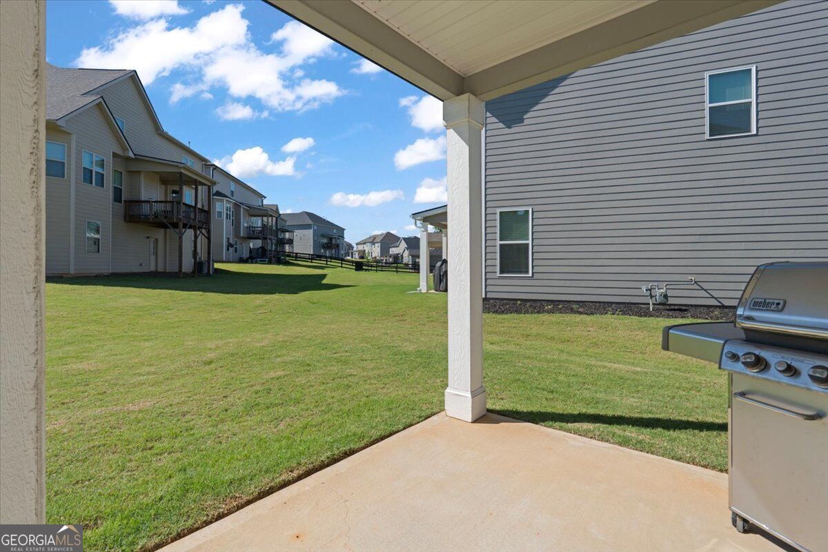 1250 Hawthorne Circle Property Photo 36