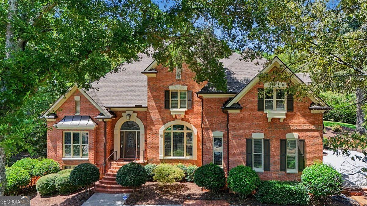 490 Waterford Drive Property Photo 1
