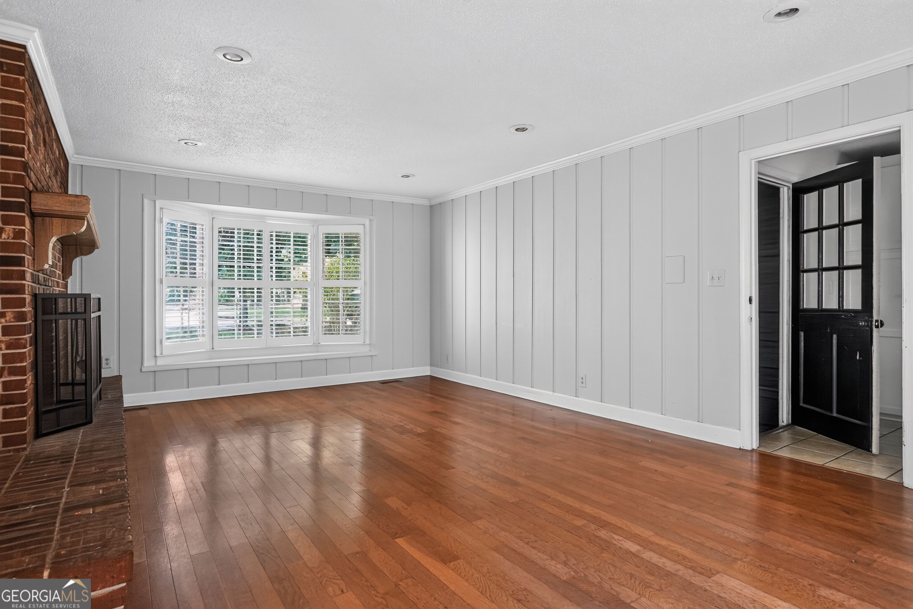 2210 E Doublegate Drive Property Photo 12