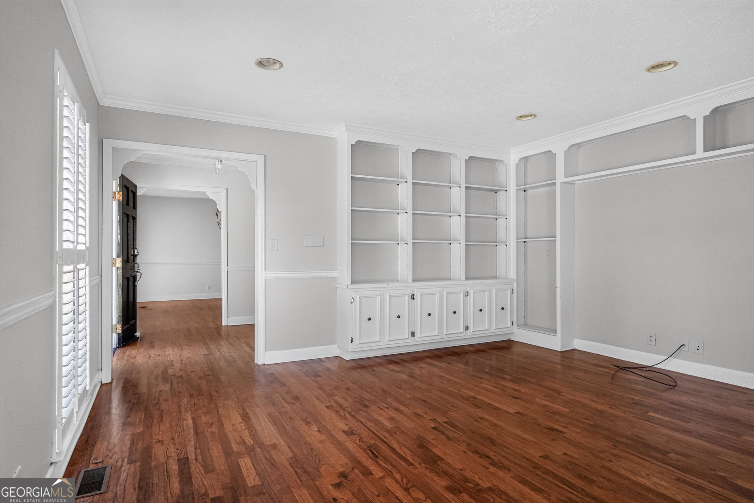 2210 E Doublegate Drive Property Photo 13