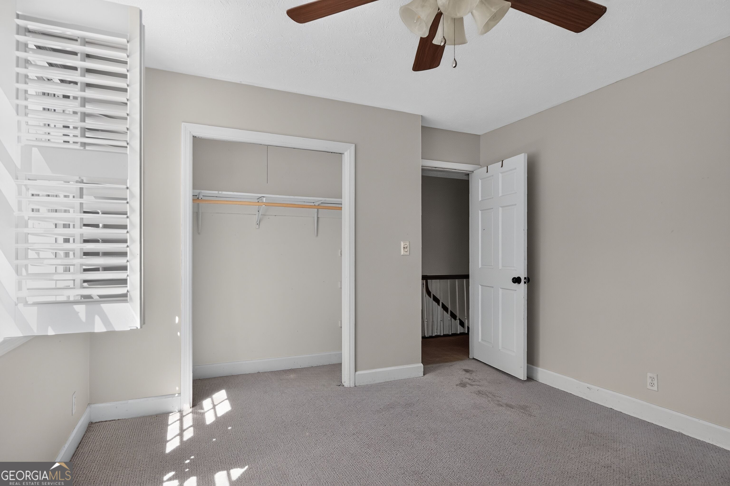 2210 E Doublegate Drive Property Photo 27