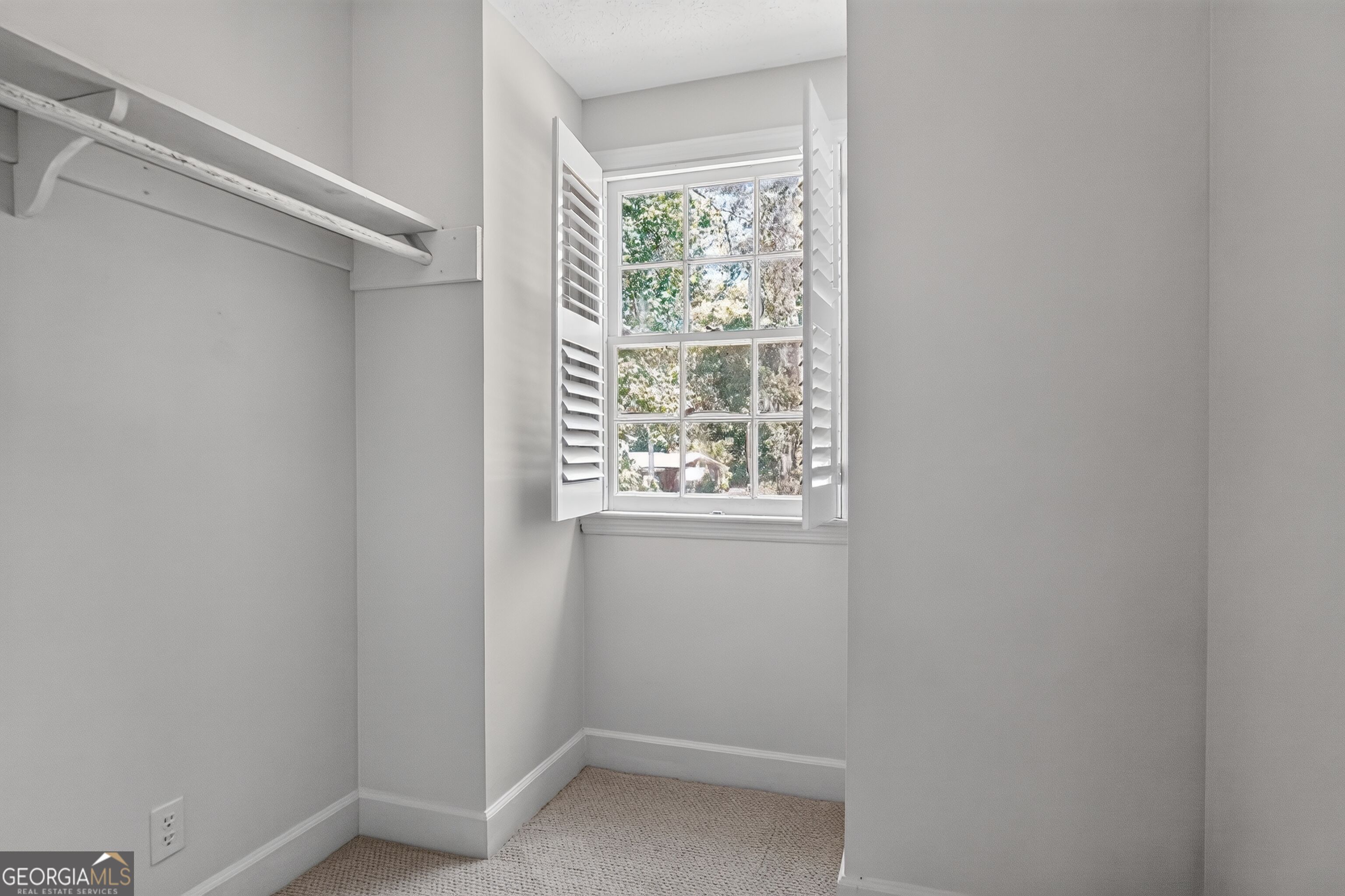 2210 E Doublegate Drive Property Photo 37