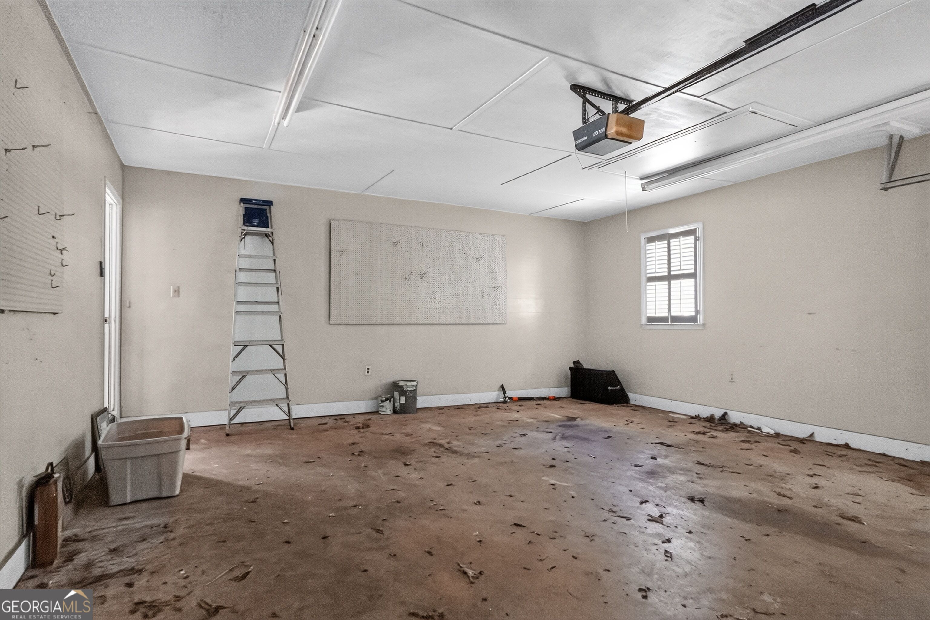 2210 E Doublegate Drive Property Photo 41