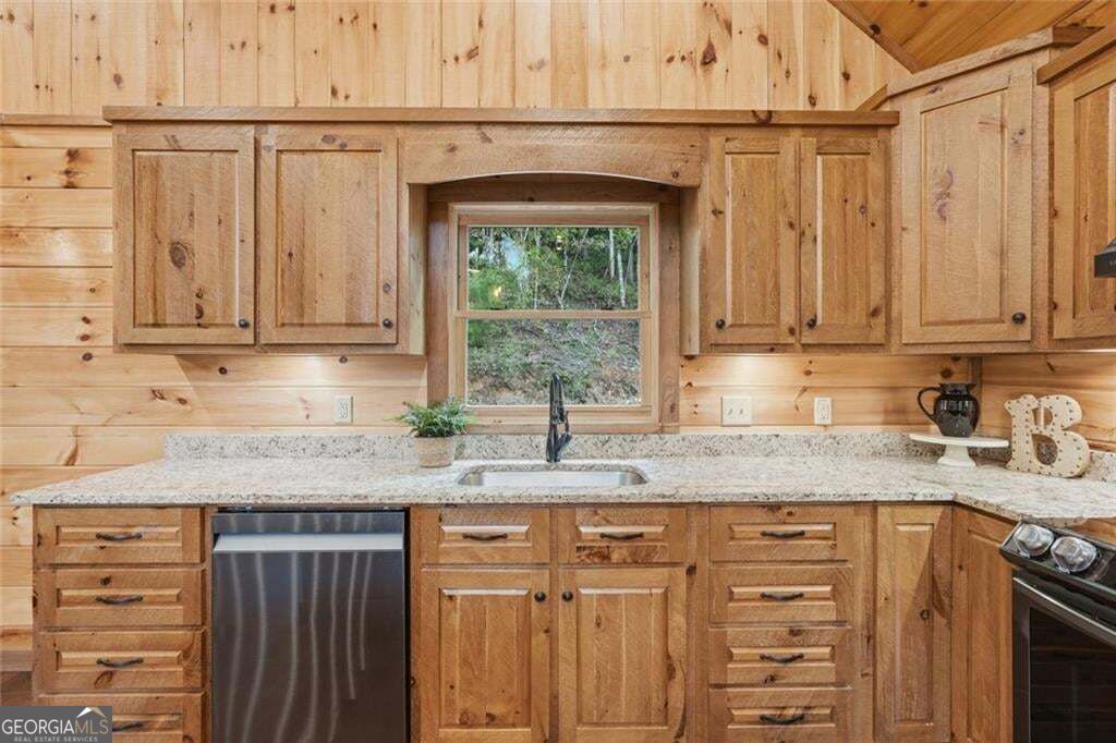 175 Stuart Drive Property Photo 34