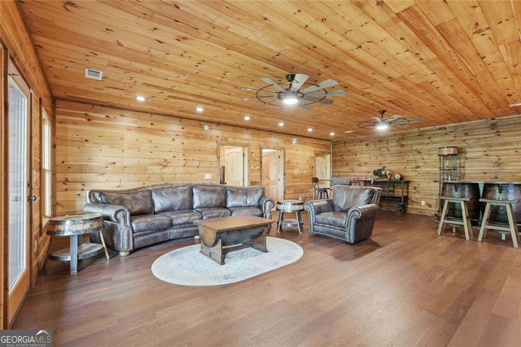 175 Stuart Drive Property Photo 49