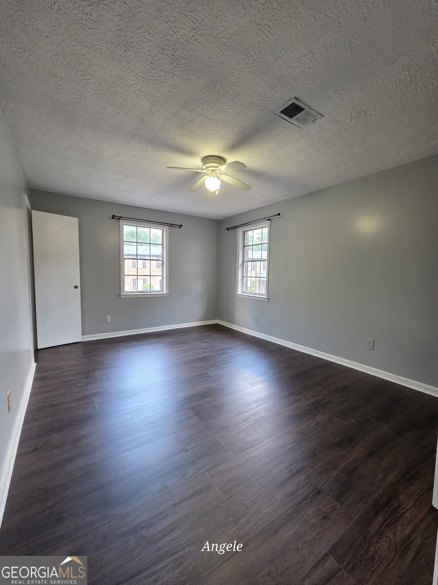 146 Plantation Circle Property Photo 5