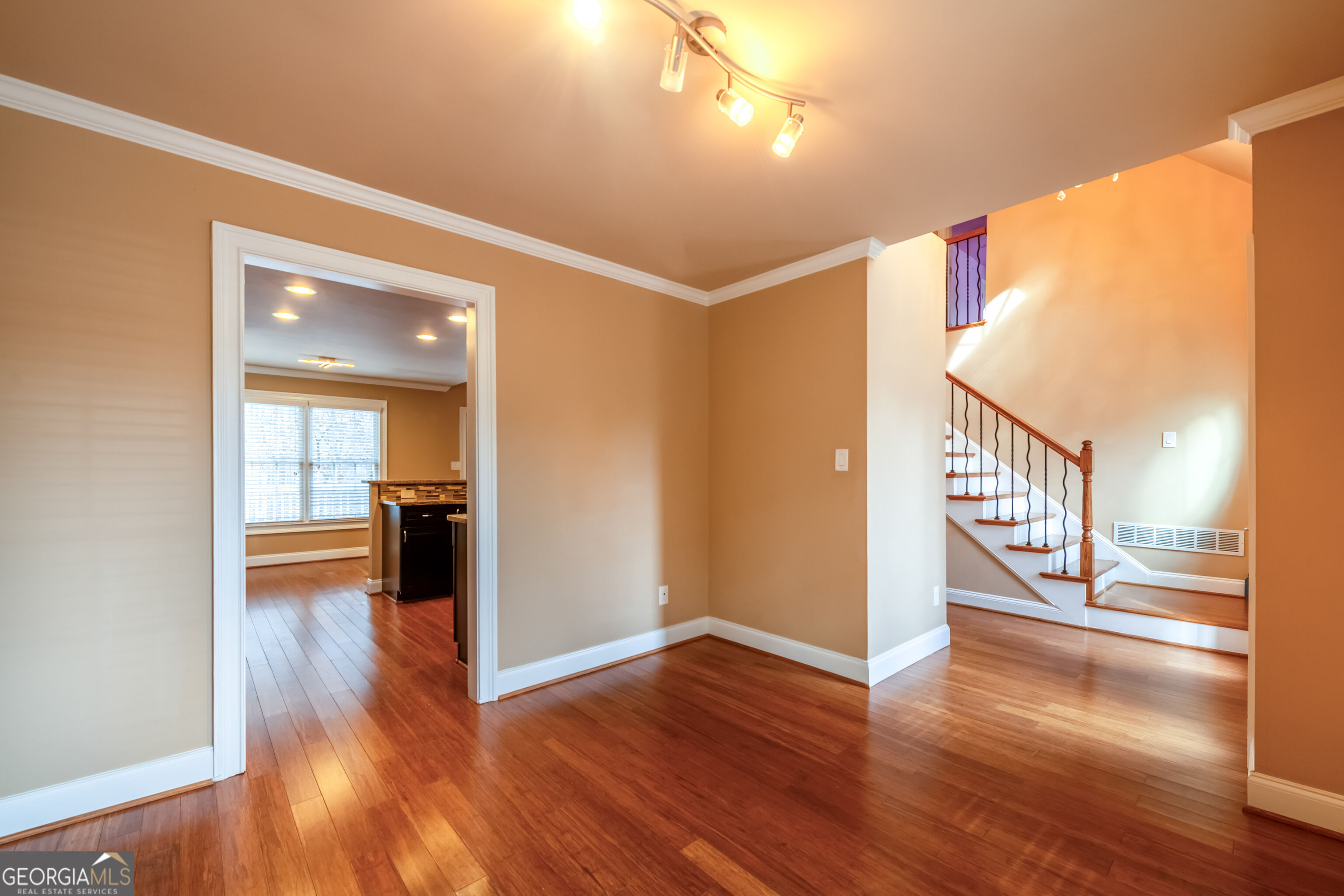 6432 Ivey Chase Terrace Se Property Photo 5
