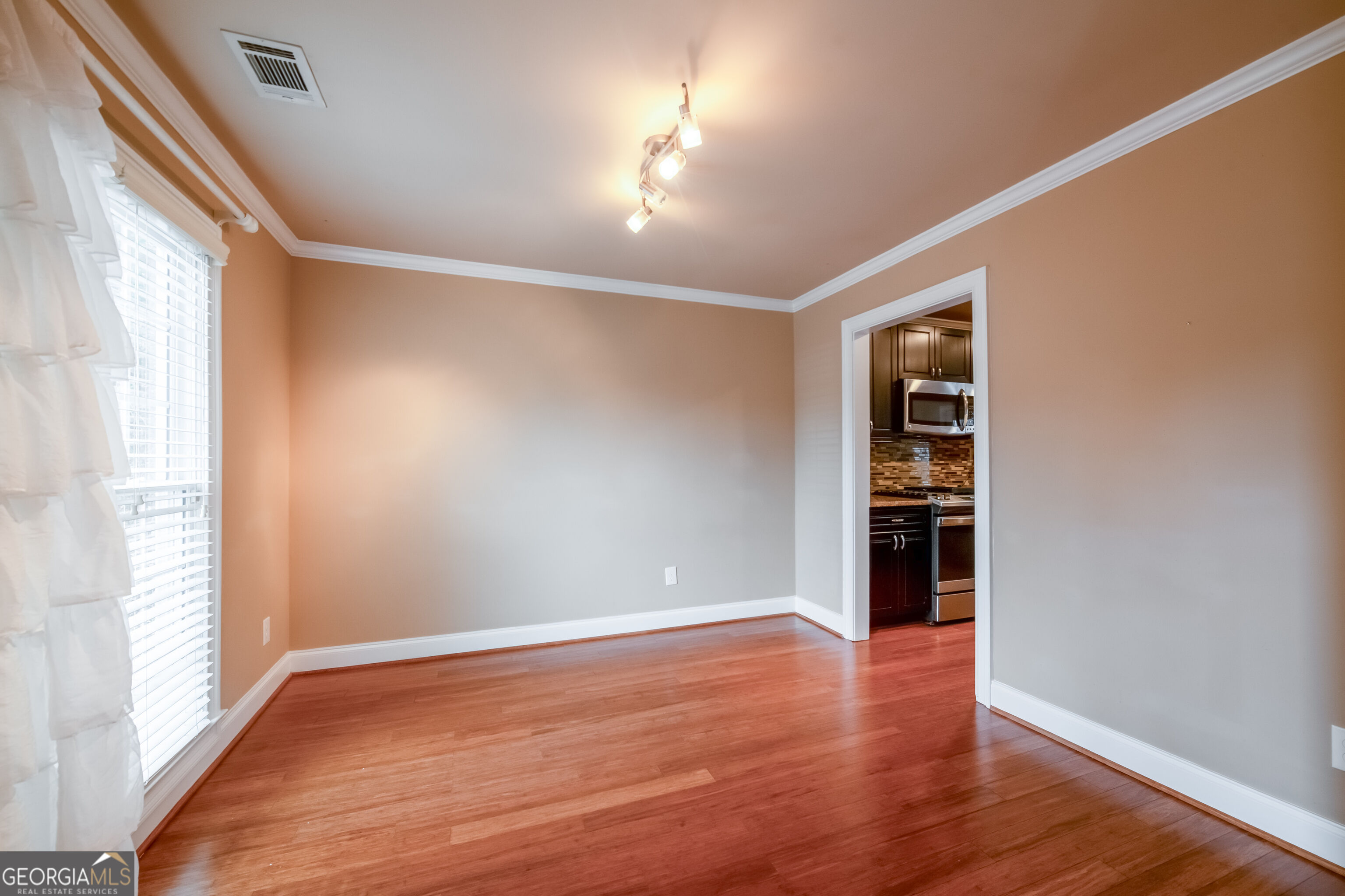 6432 Ivey Chase Terrace Se Property Photo 6