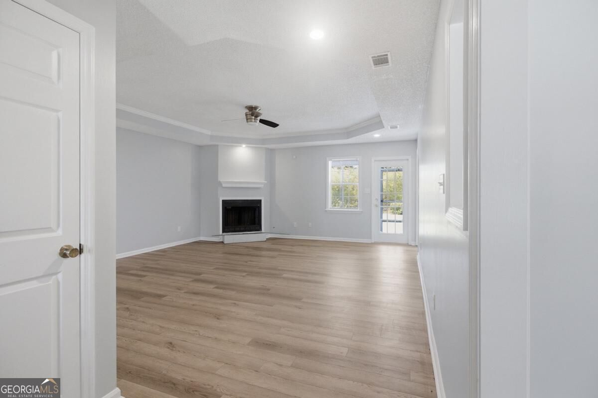 4342 Hampton Drive Property Photo 4
