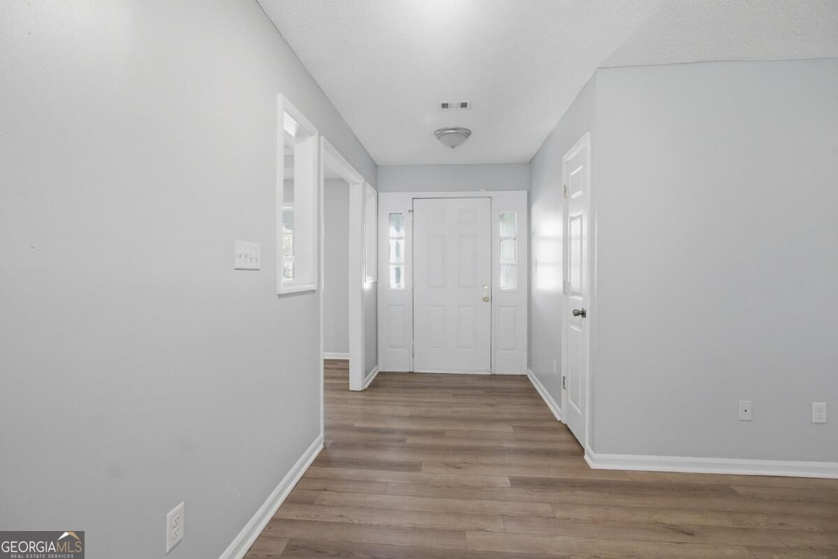 4342 Hampton Drive Property Photo 8