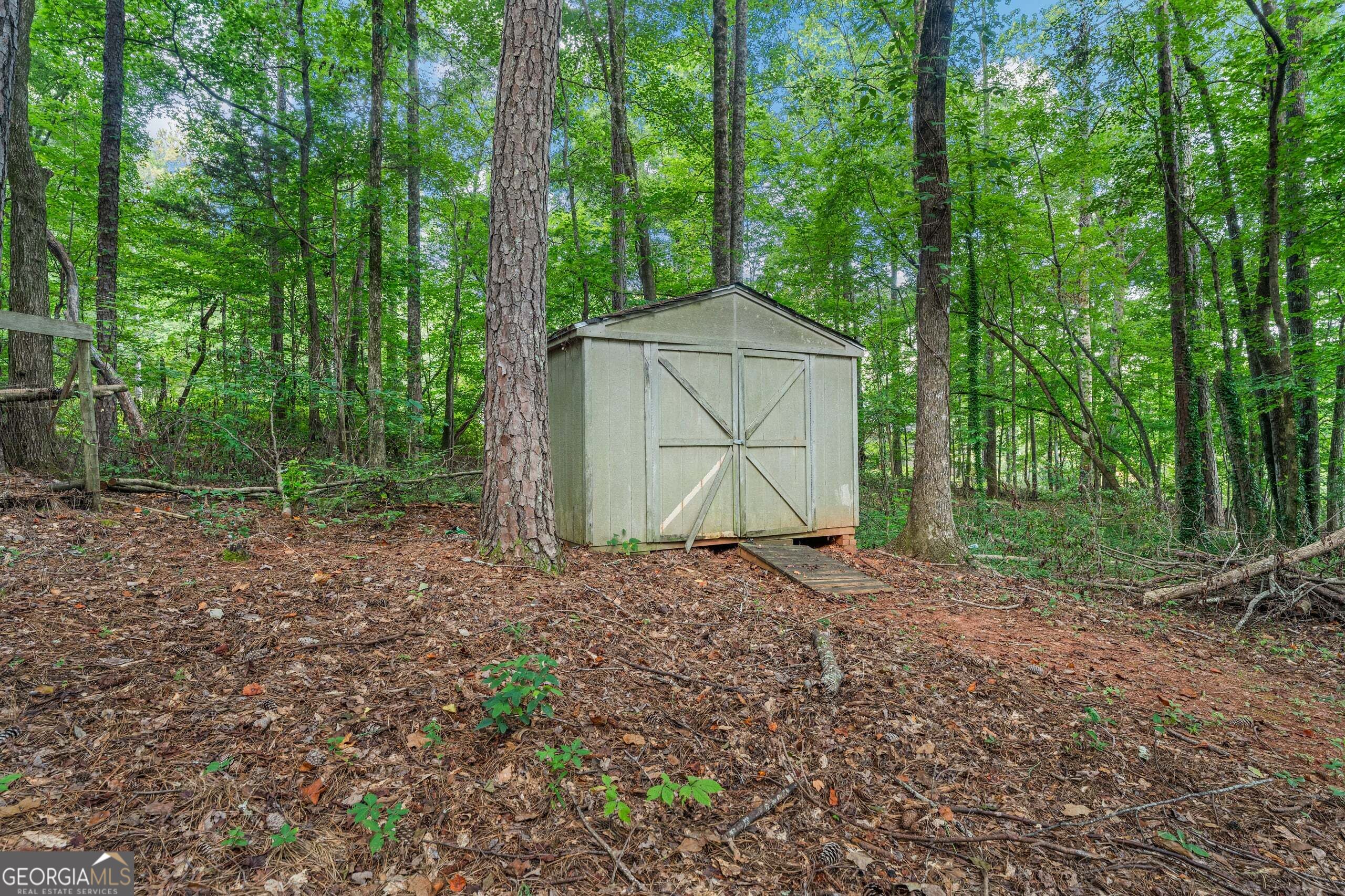 244 Lake Drive Property Photo 31