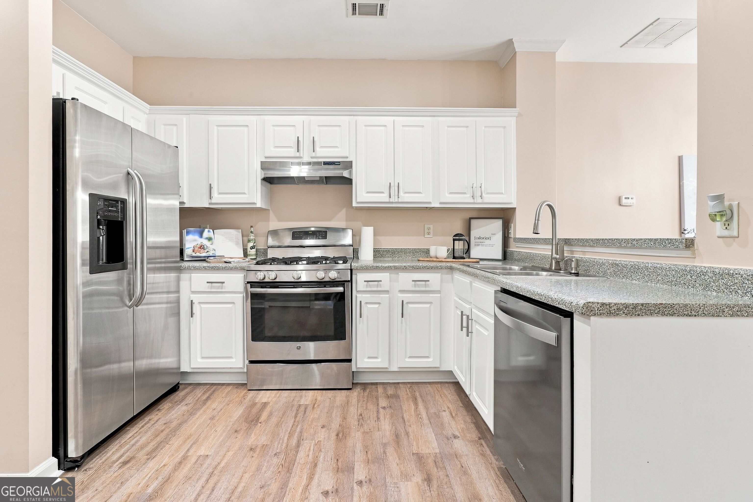 7131 Biltmore Way Property Photo 6