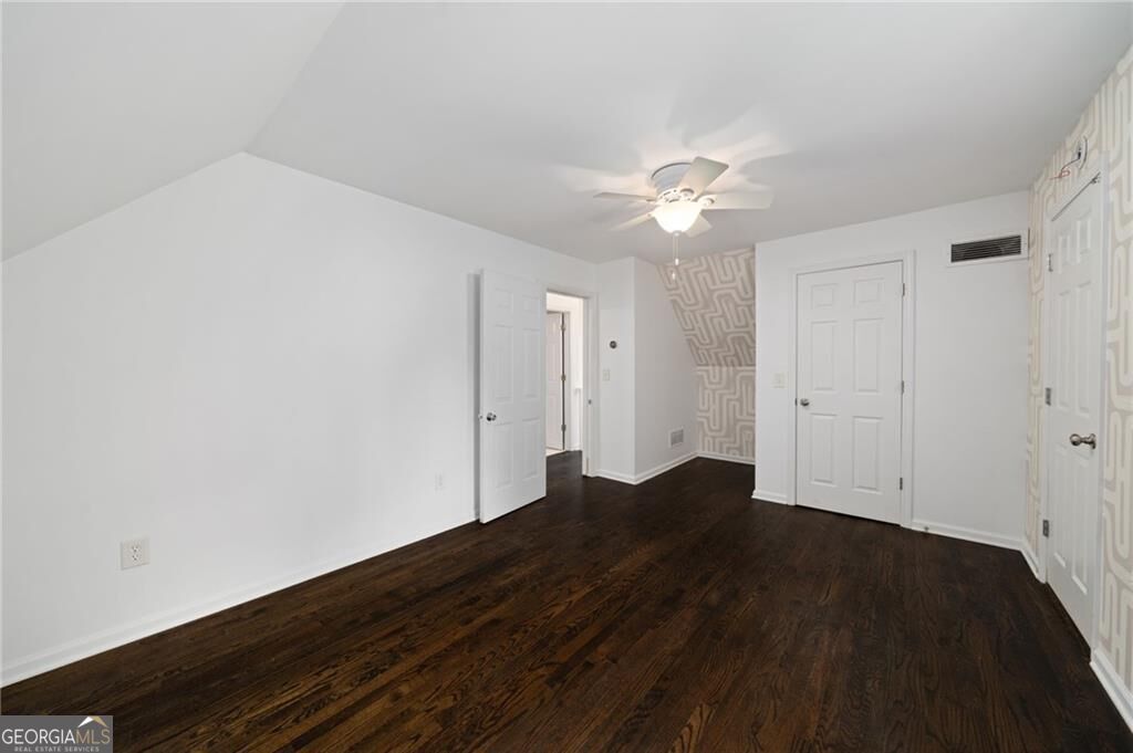 855 Saint Charles Unit B Avenue Ne # B Property Photo 26
