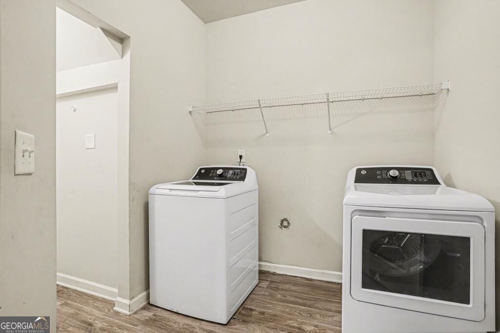 1517 Arbor Place Drive Property Photo 12