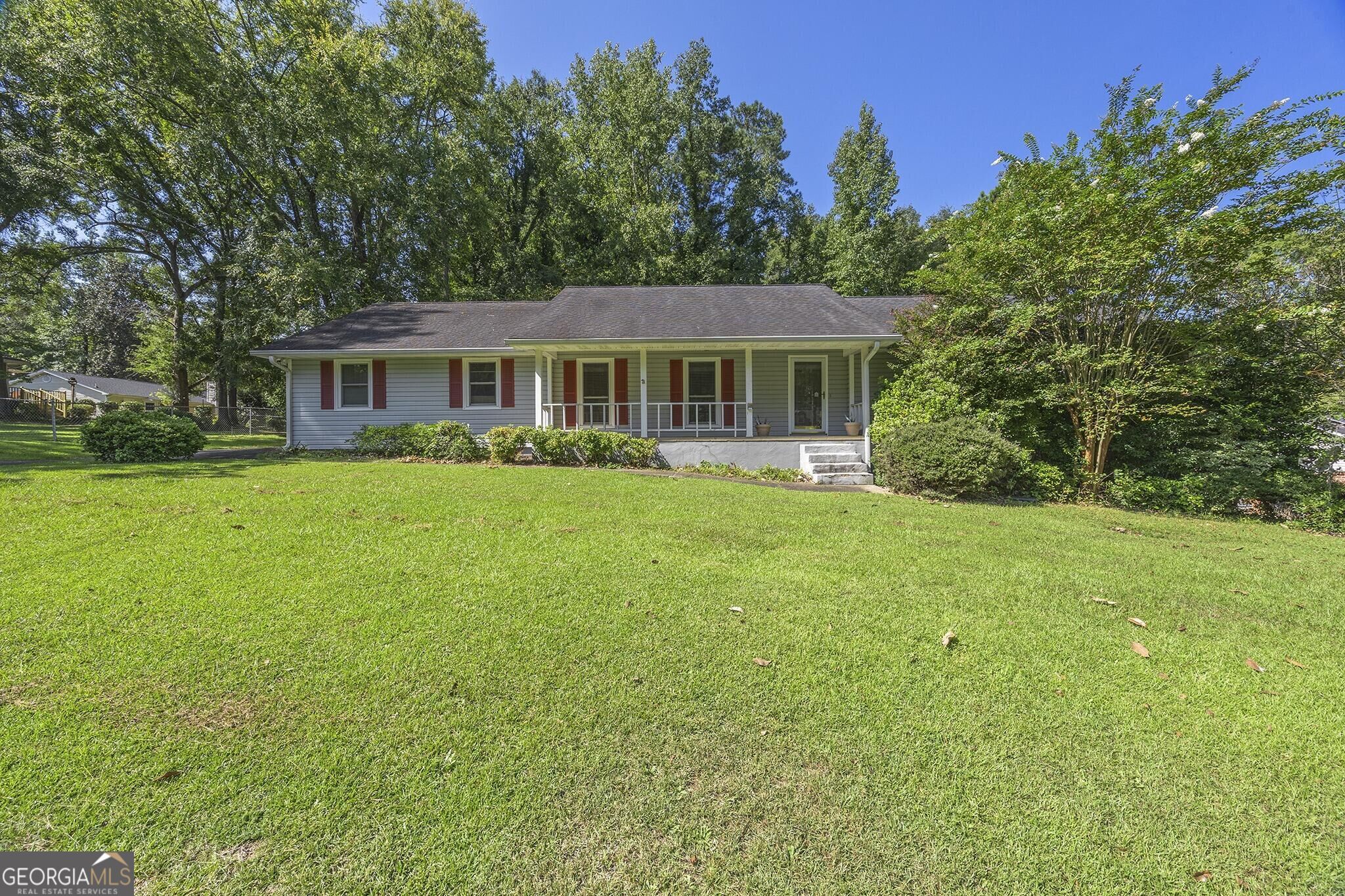 1137 Clairmont Place Property Photo 1