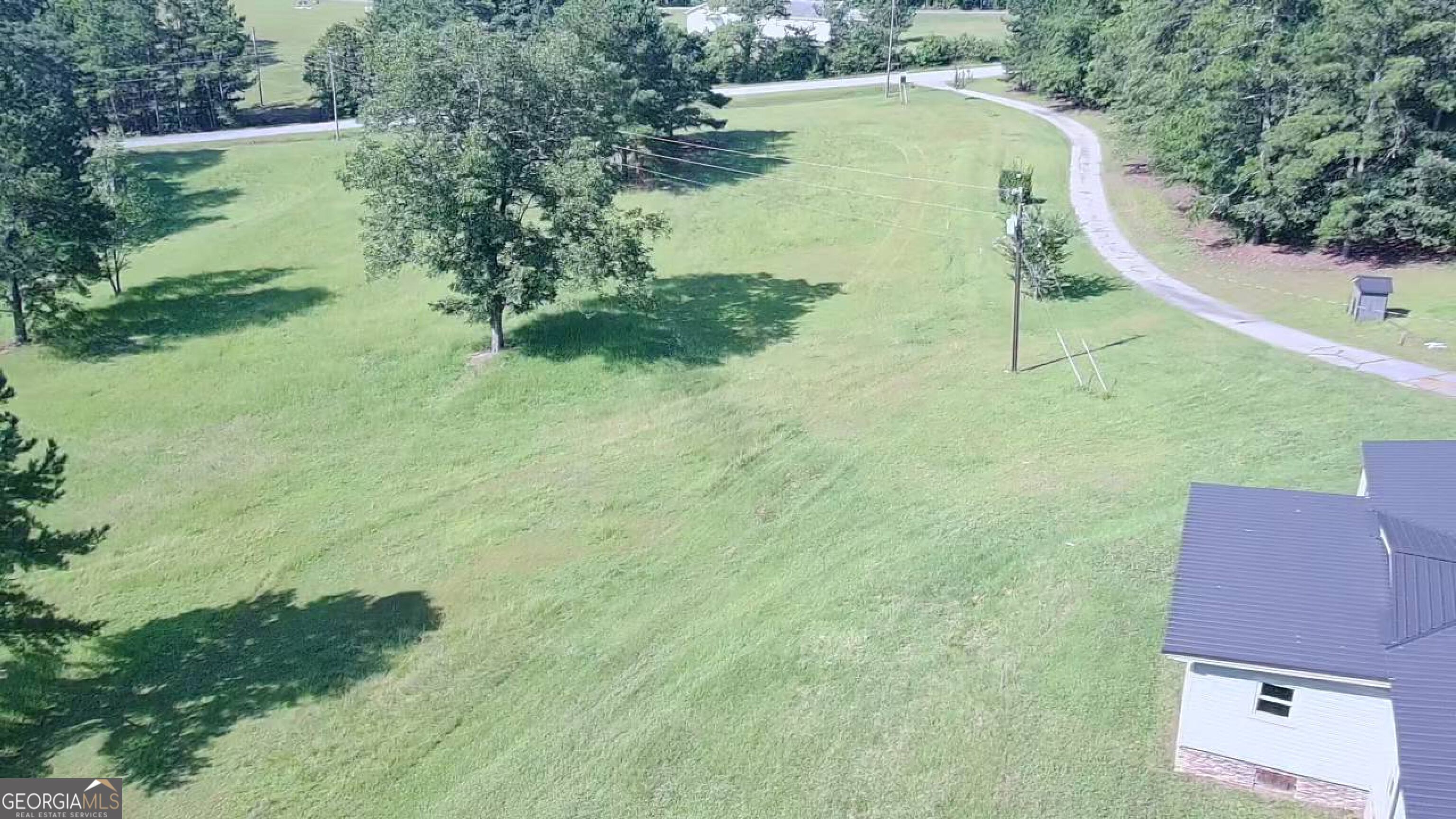 1812 Pickard Road Property Photo 5