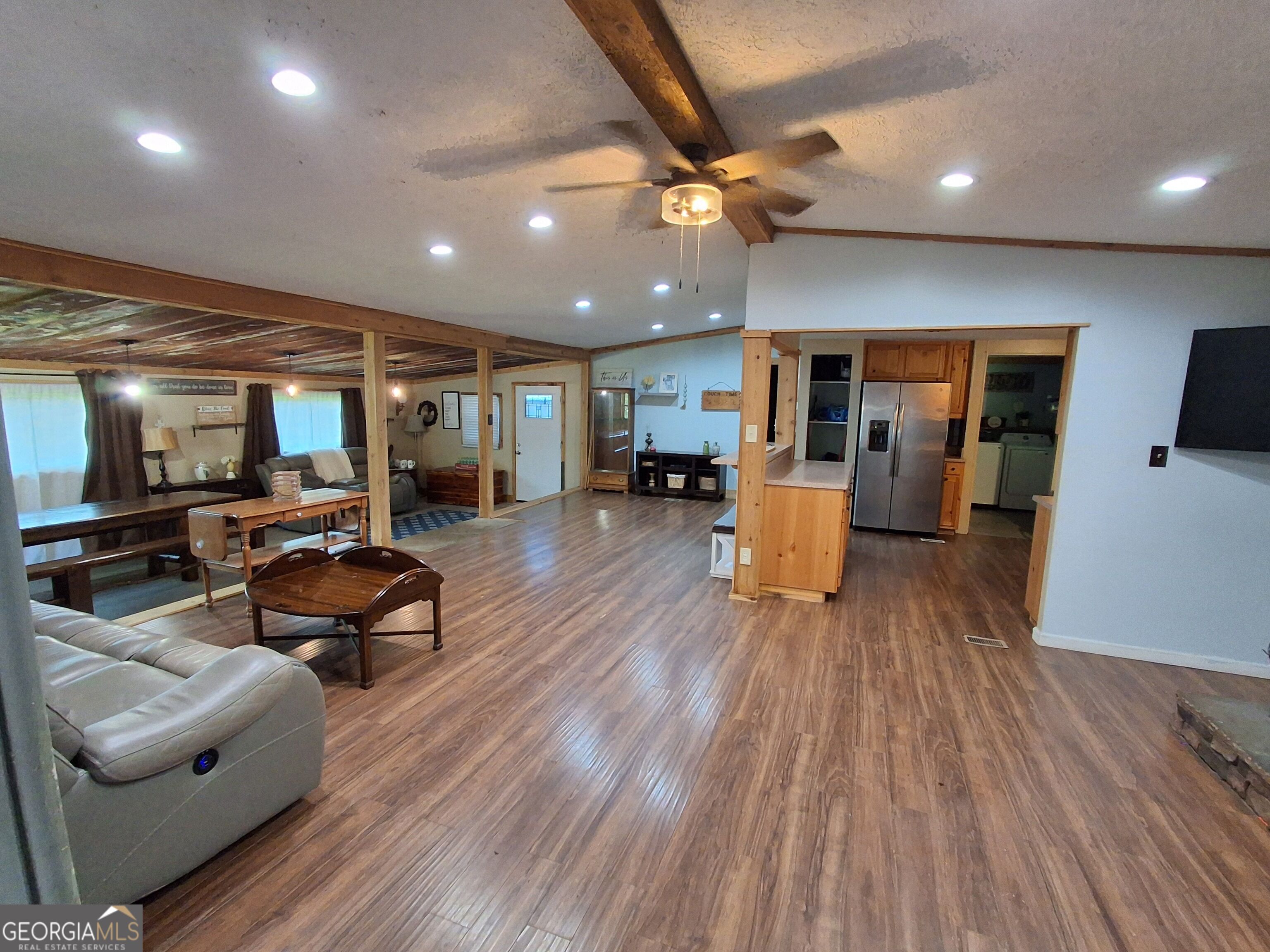 1812 Pickard Road Property Photo 14