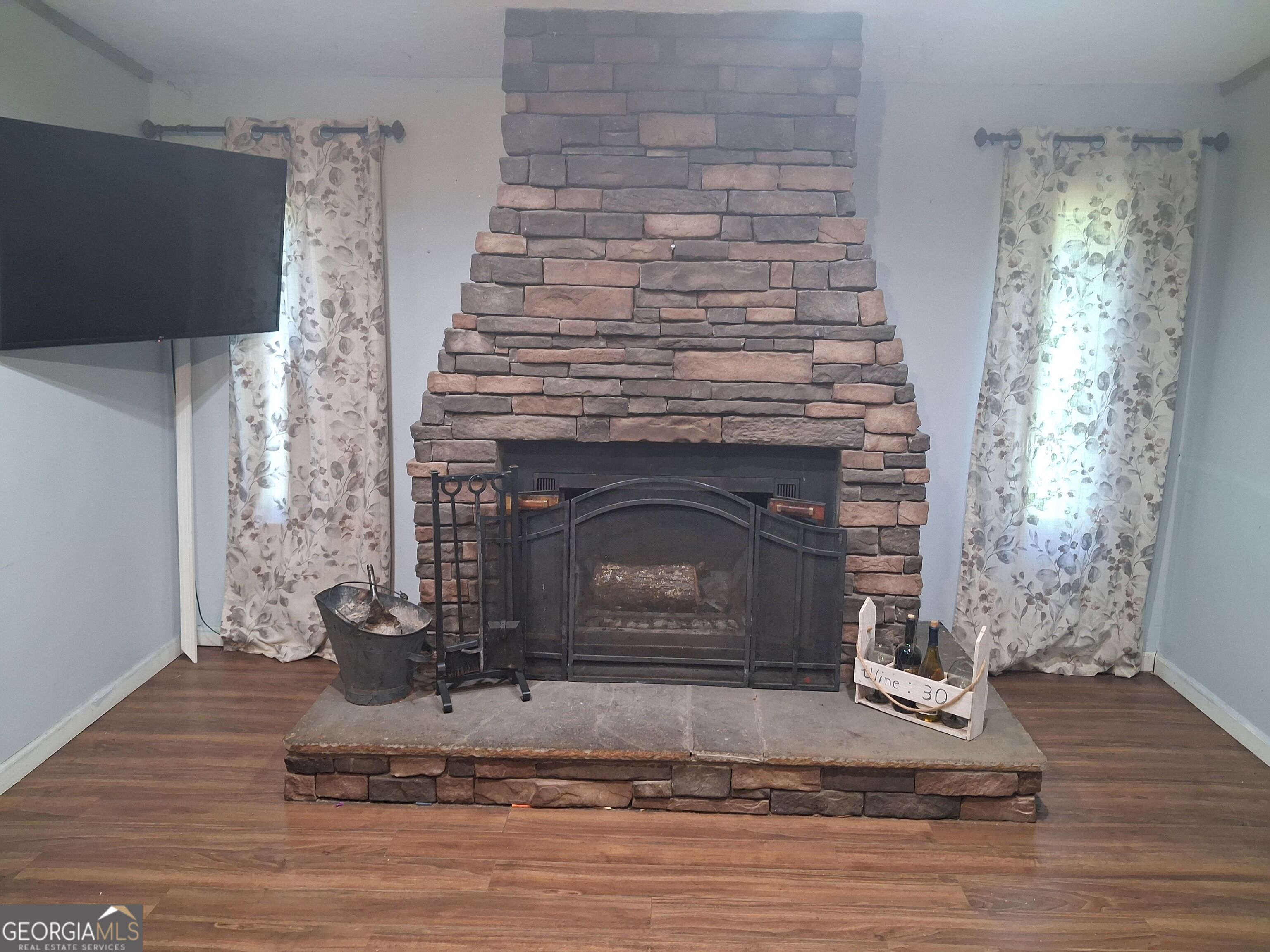 1812 Pickard Road Property Photo 16