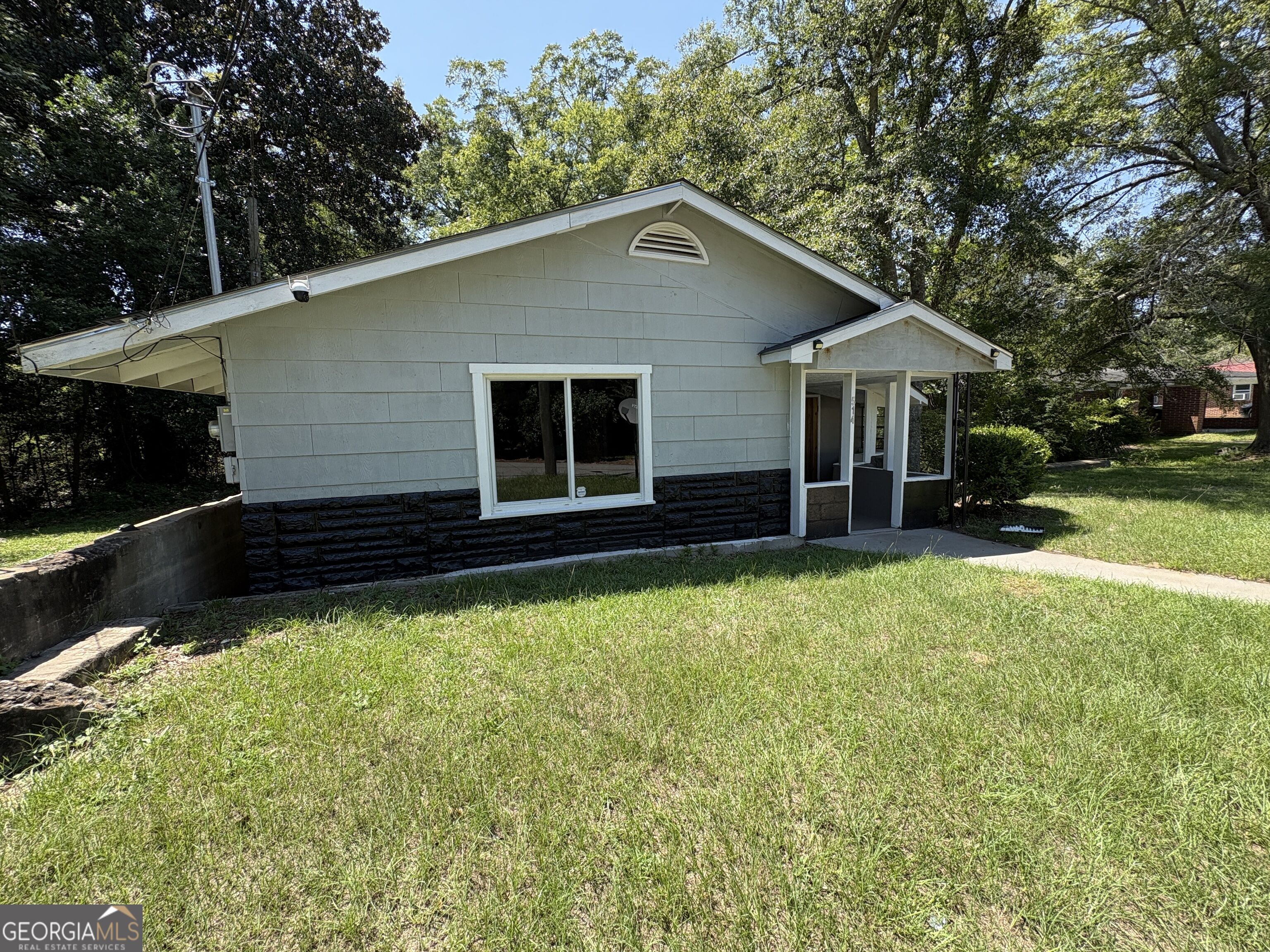 514 S Church Street Property Photo 1