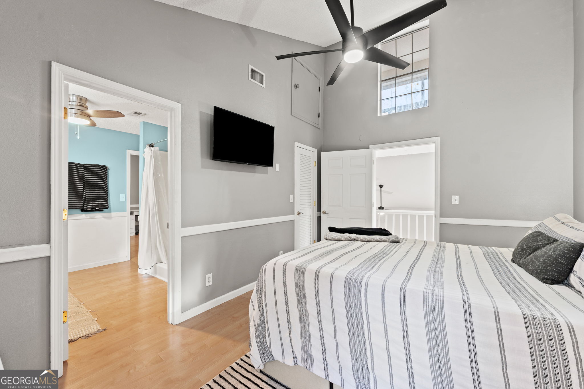 2575 Douglas Drive Property Photo 14