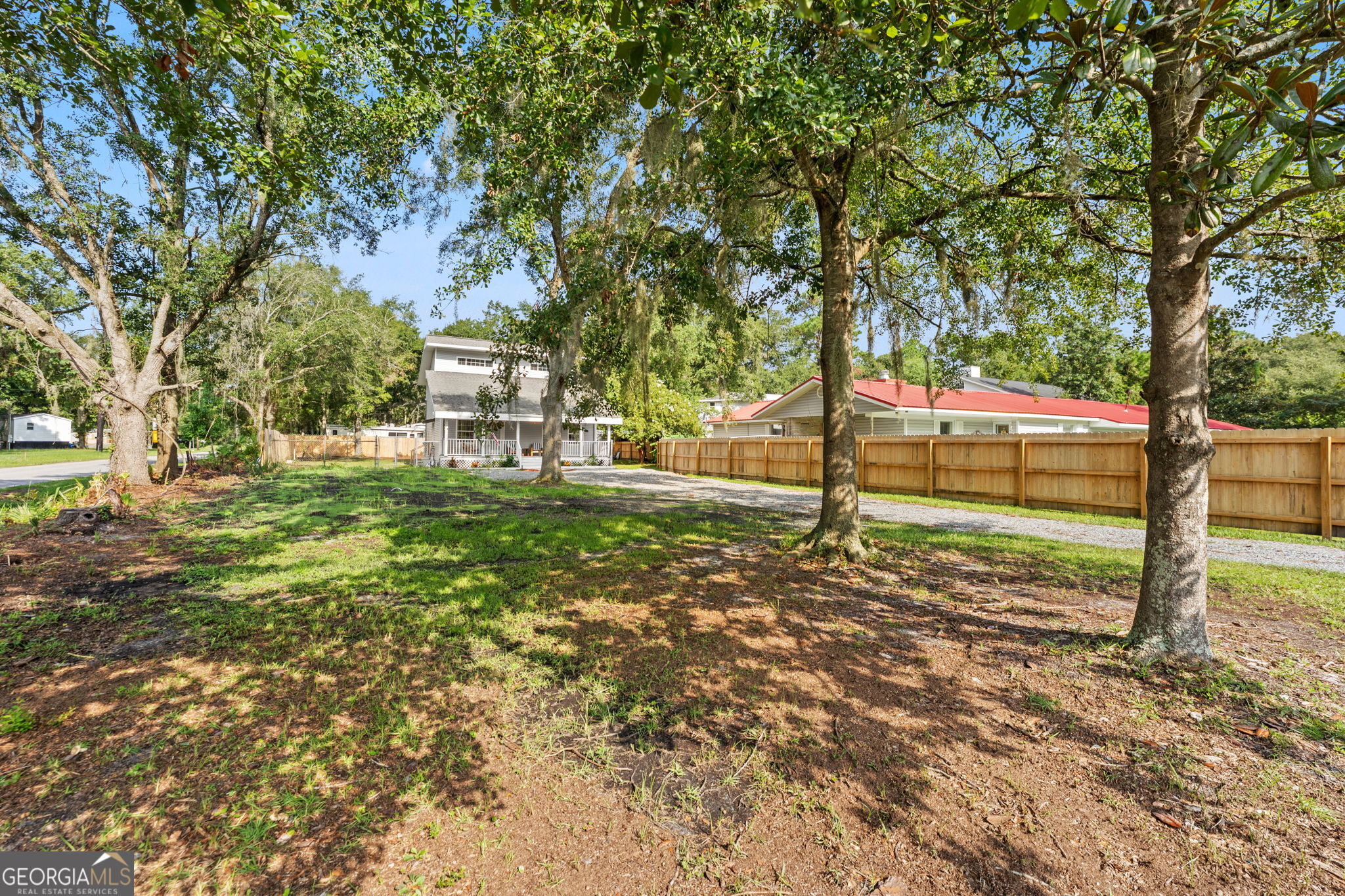 2575 Douglas Drive Property Photo 23