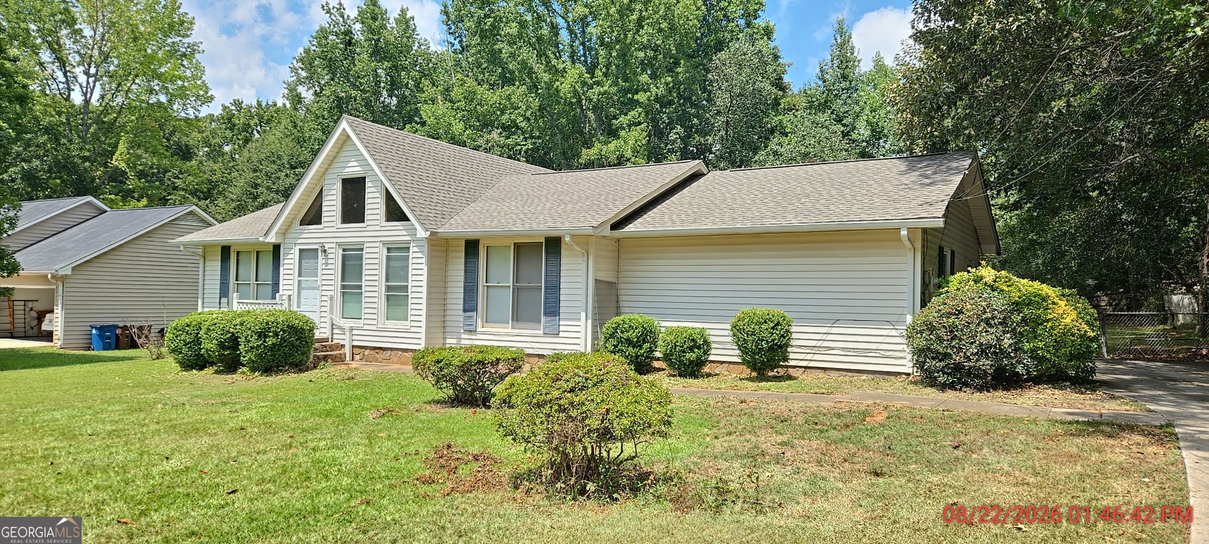 205 Winston Drive Property Photo 1