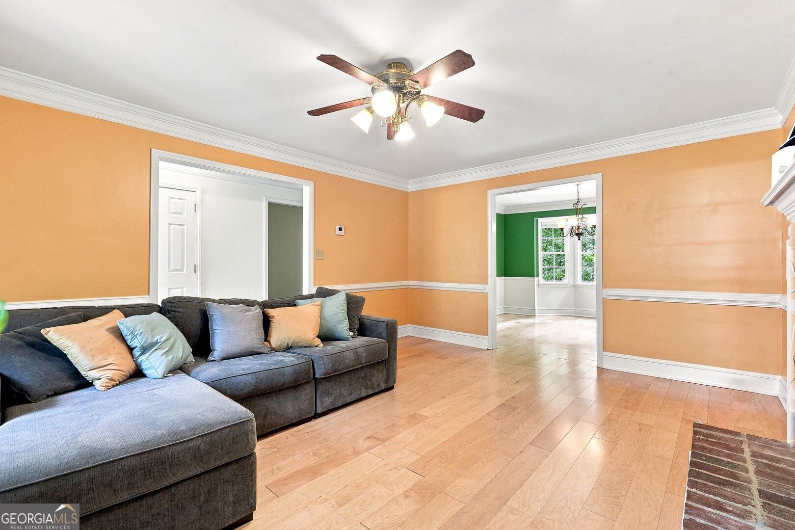 2746 Summercrest Lane Property Photo 4