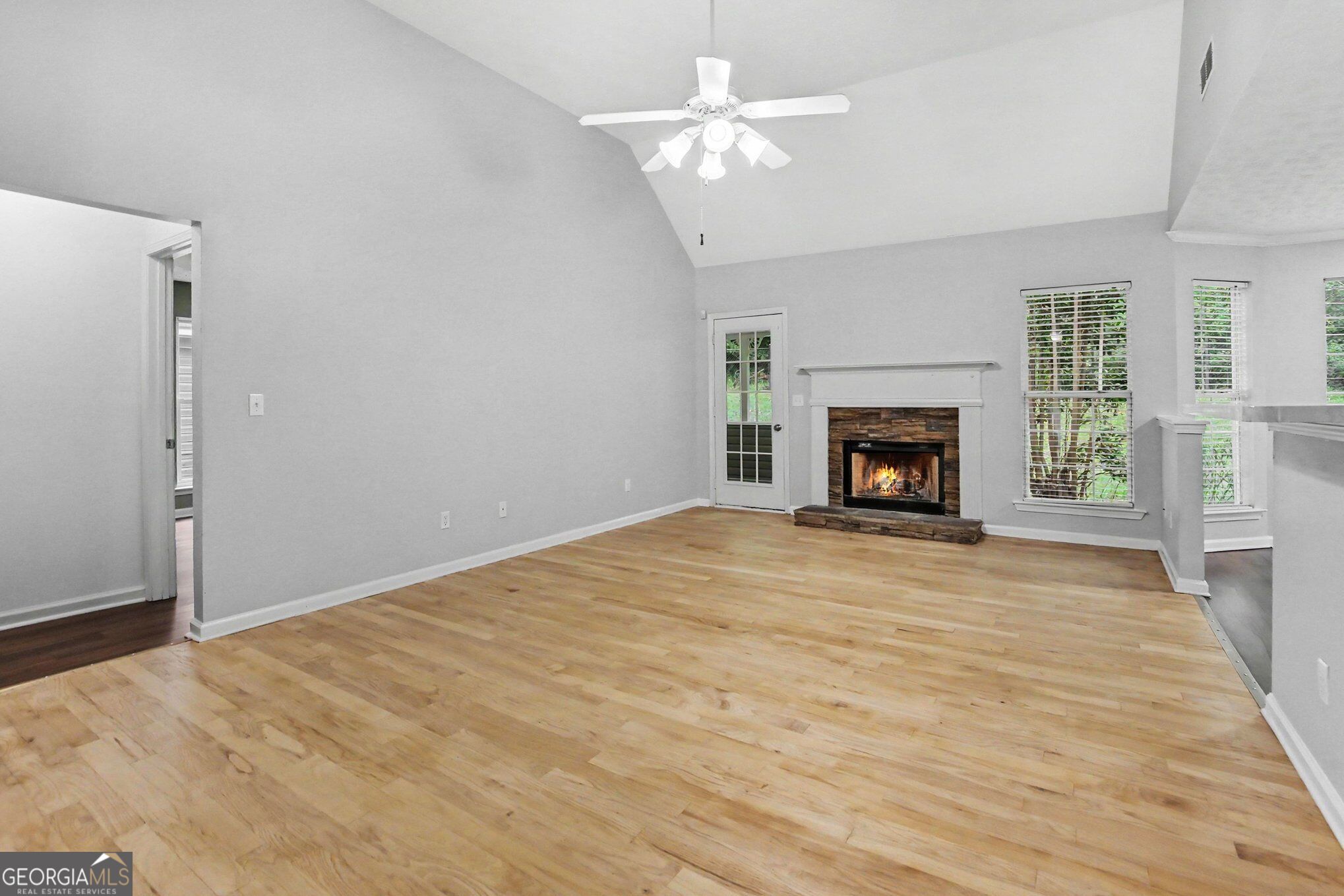 250 Dillion Drive Property Photo 14