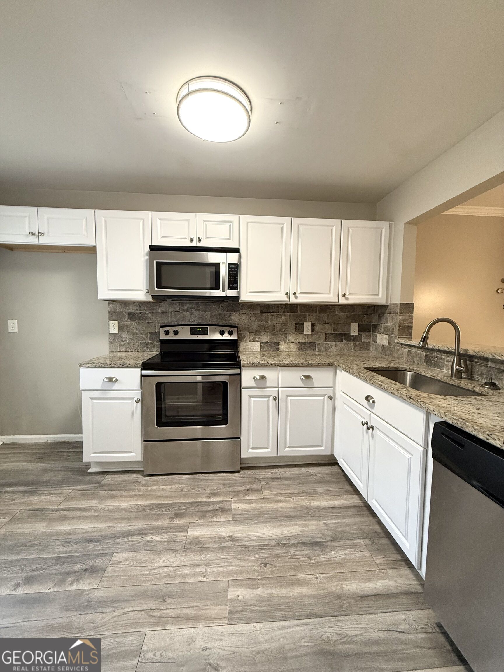 4210 Stillwater Drive # 4210 Property Photo 11
